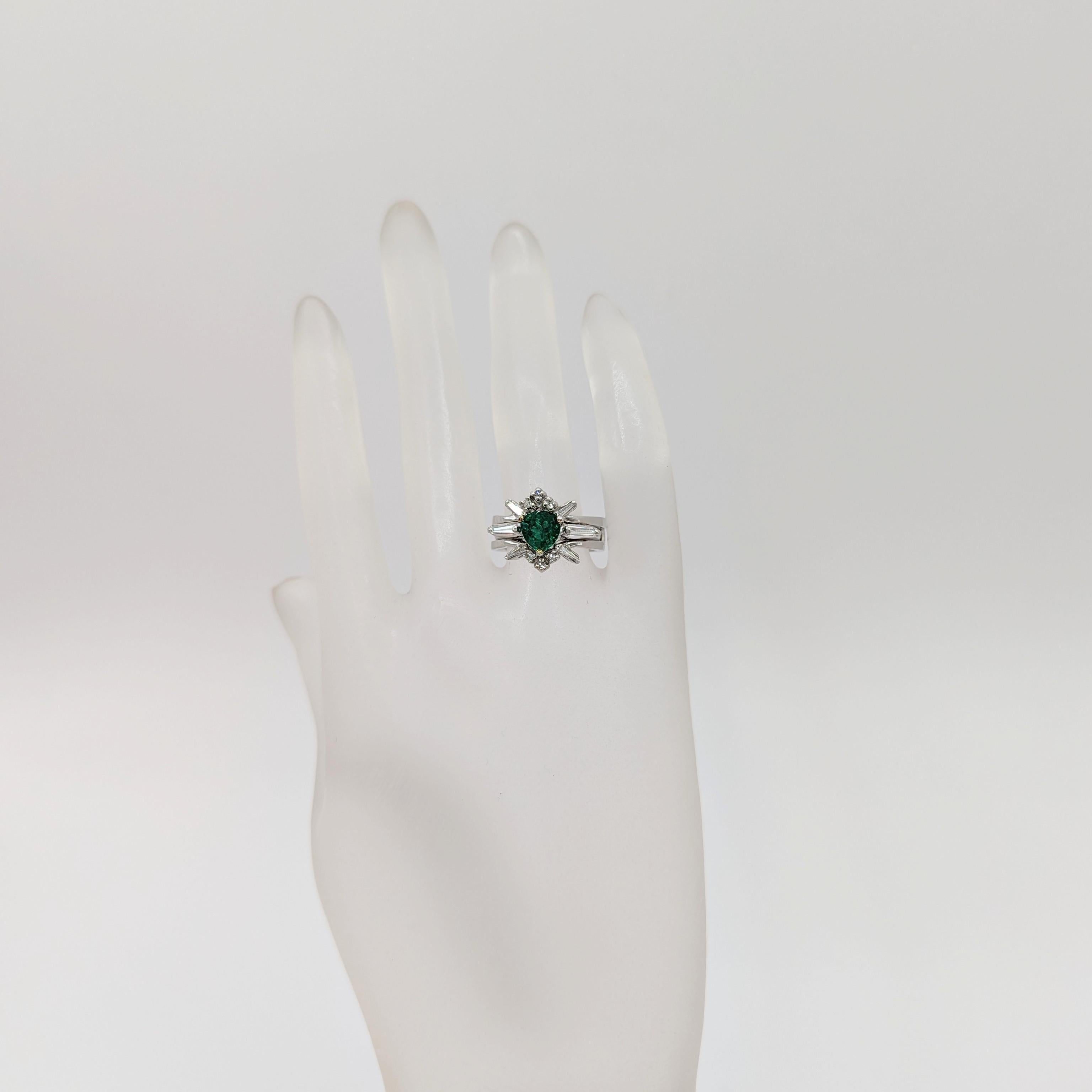 Women's or Men's Emerald and White Diamond Ring in 14K White Gold & Platinum For Sale