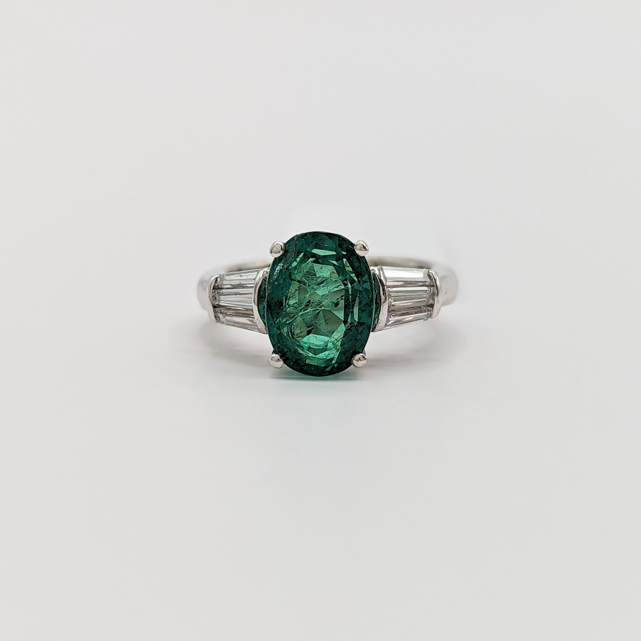 Emerald and White Diamond Three Stone Ring in 18K White Gold For Sale