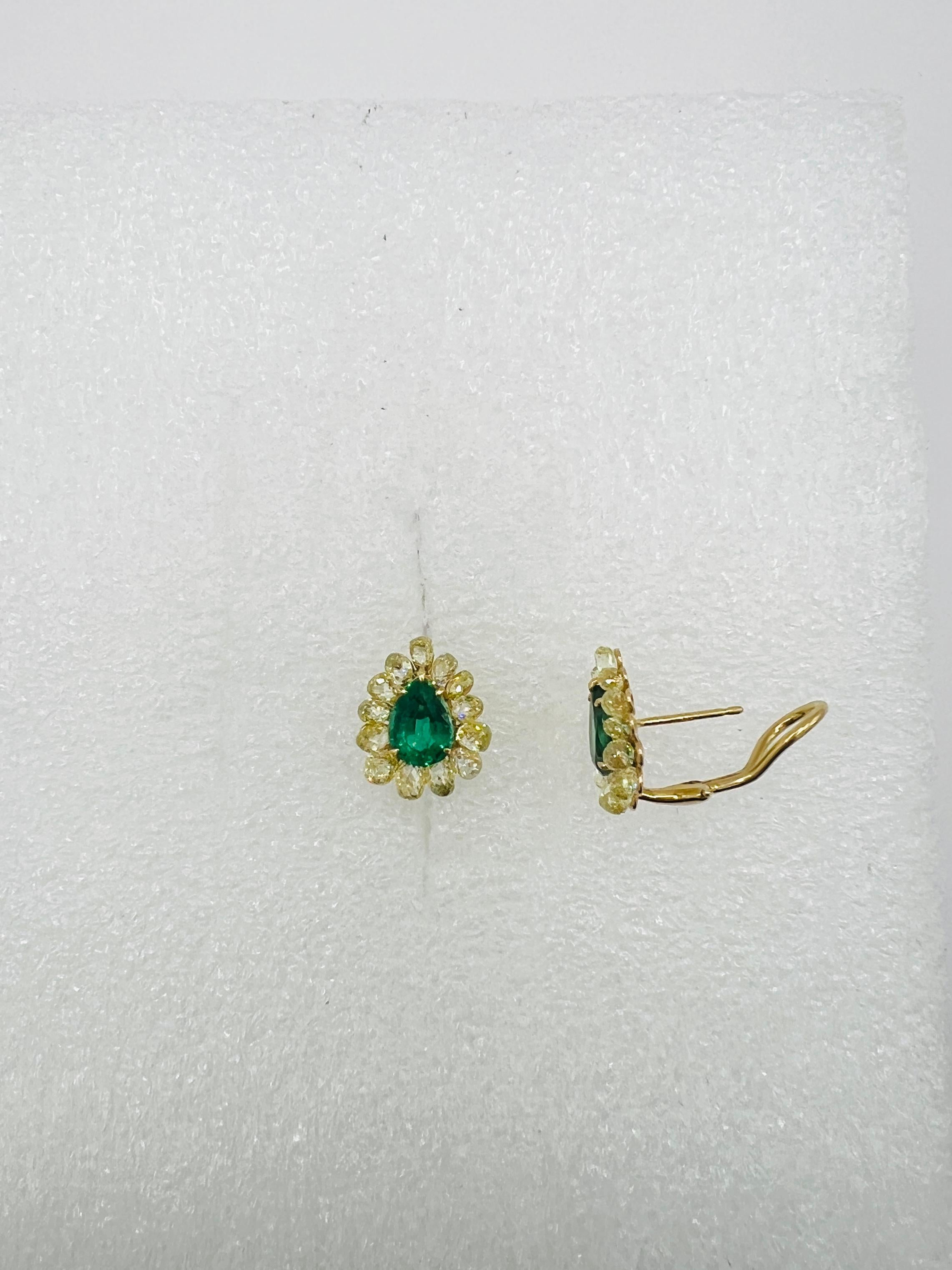 Emerald and Yellow Diamond Briolette Earrings in 18K Yellow Gold For Sale 1