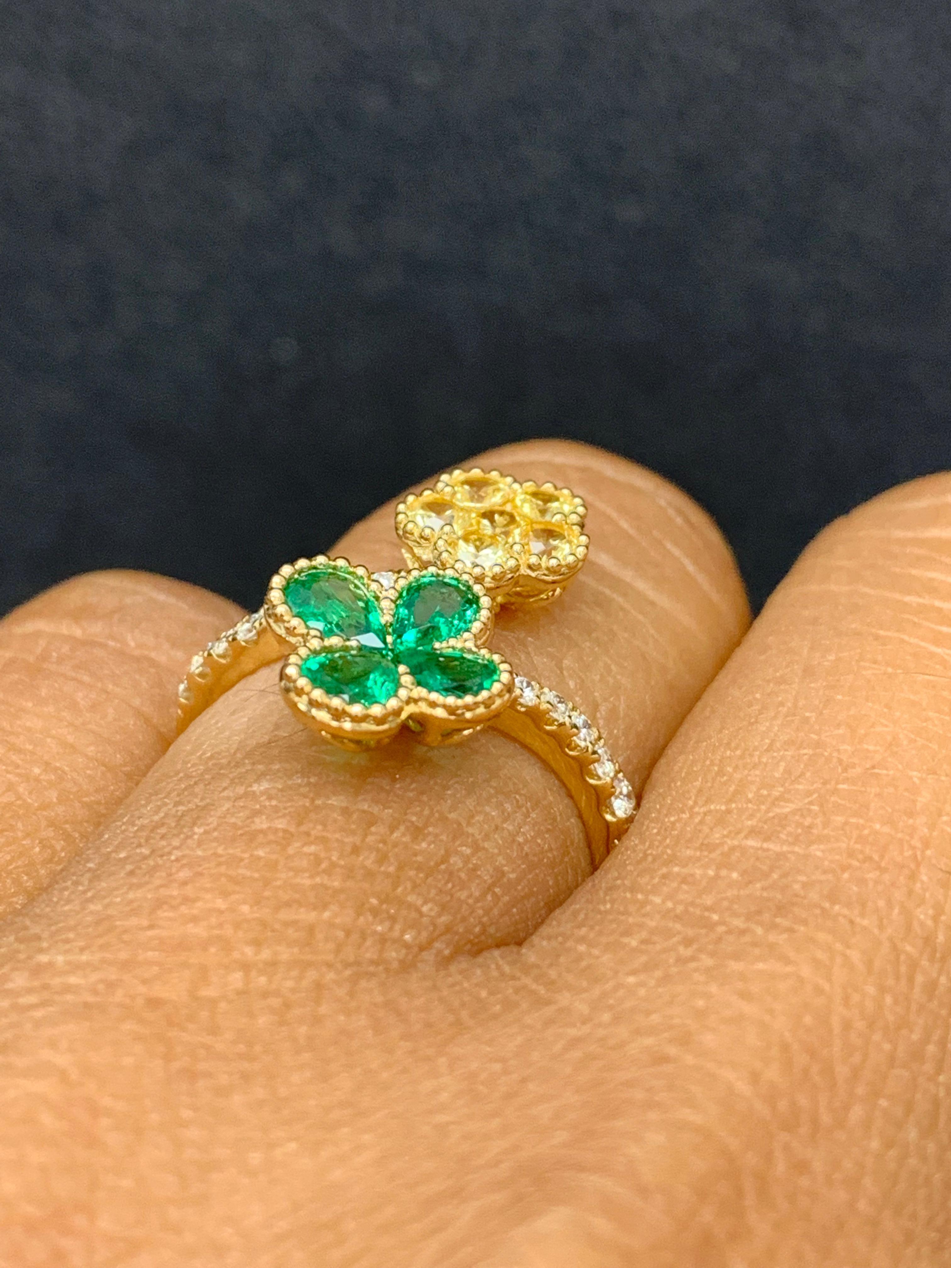 Smaragd und gelber Saphir Blume Diamant Ring in 18K Gelbgold im Zustand „Neu“ im Angebot in NEW YORK, NY