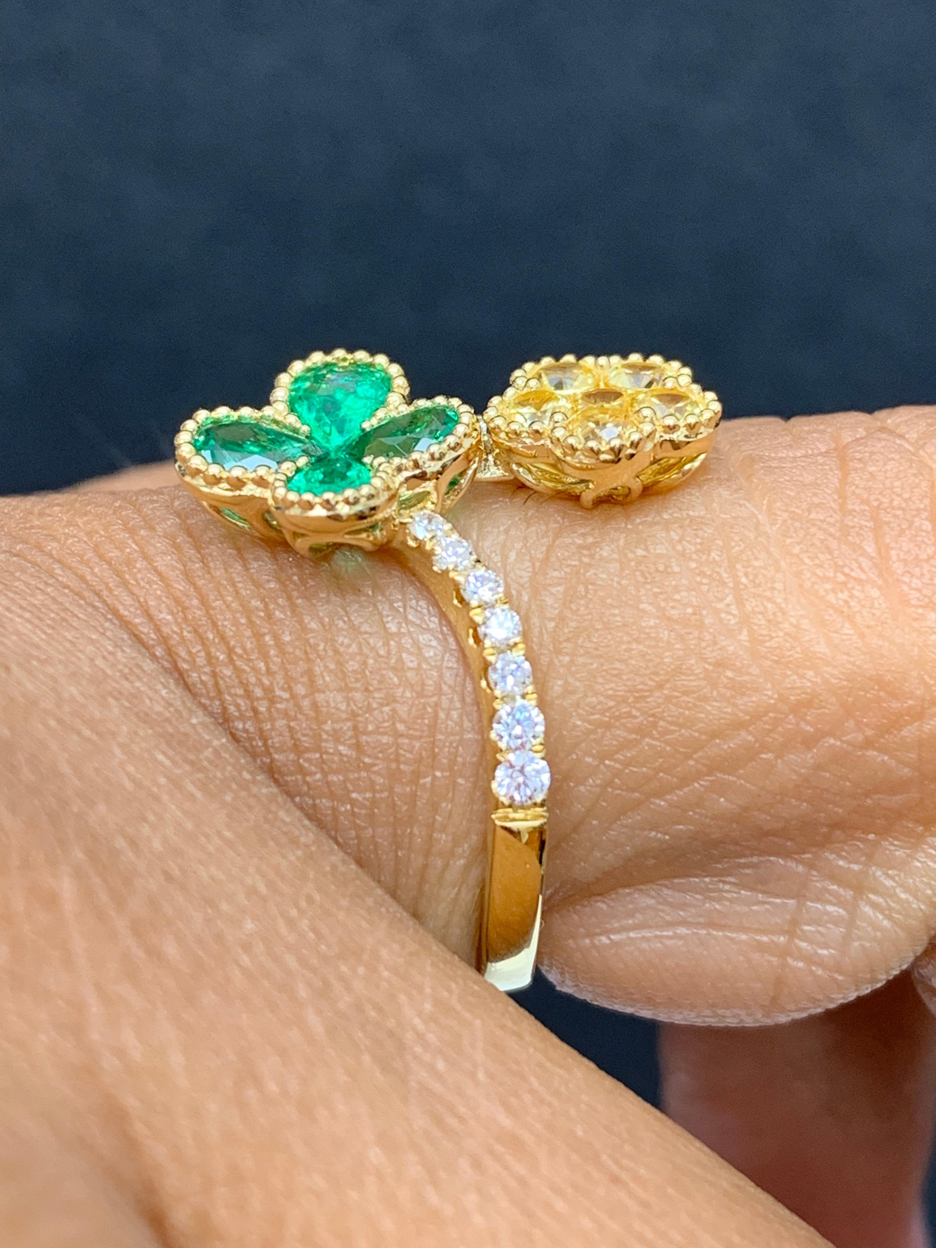 Smaragd und gelber Saphir Blume Diamant Ring in 18K Gelbgold im Angebot 1