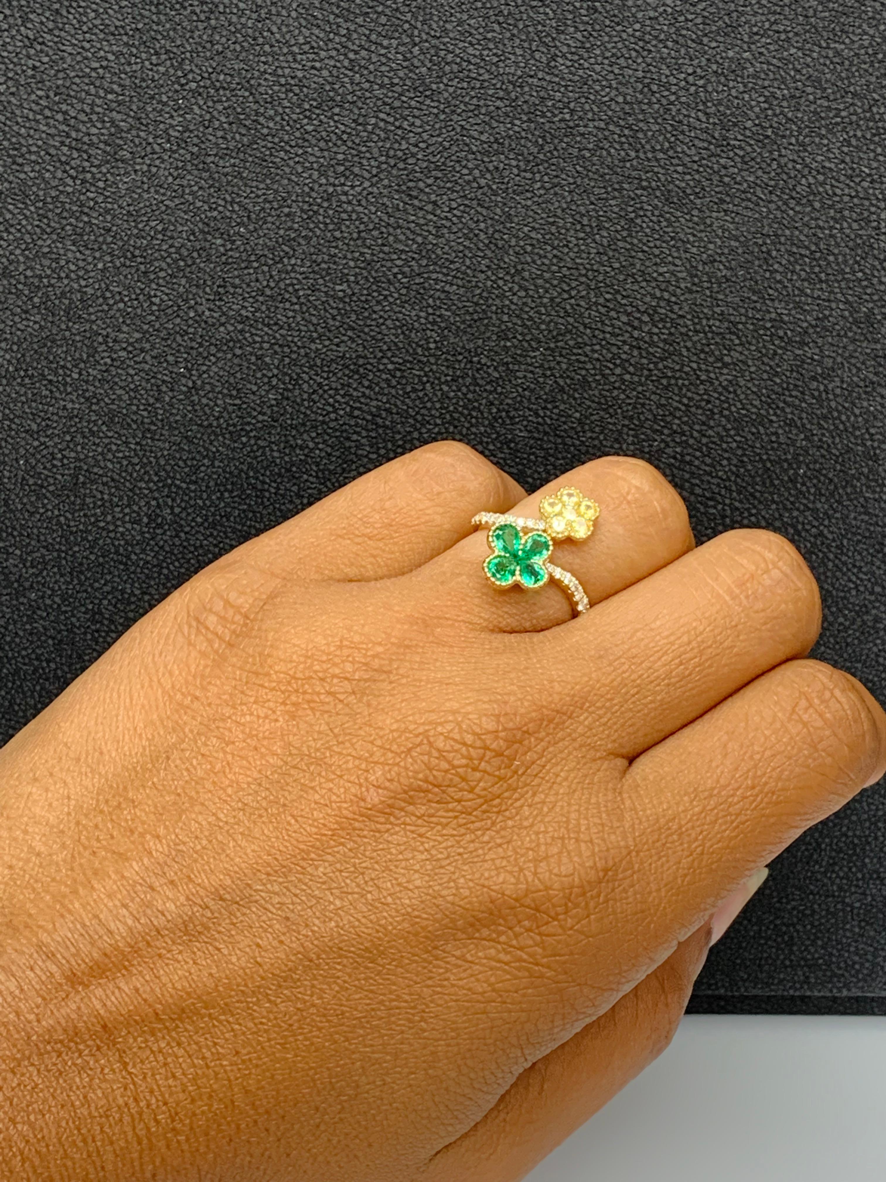 Smaragd und gelber Saphir Blume Diamant Ring in 18K Gelbgold im Angebot 3