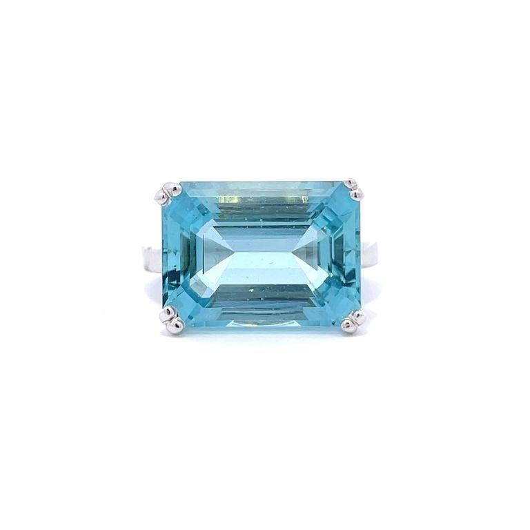 Emerald Cut Emerald Aquamarine 10.18 CT Fashion Ring 14K White Gold For Sale
