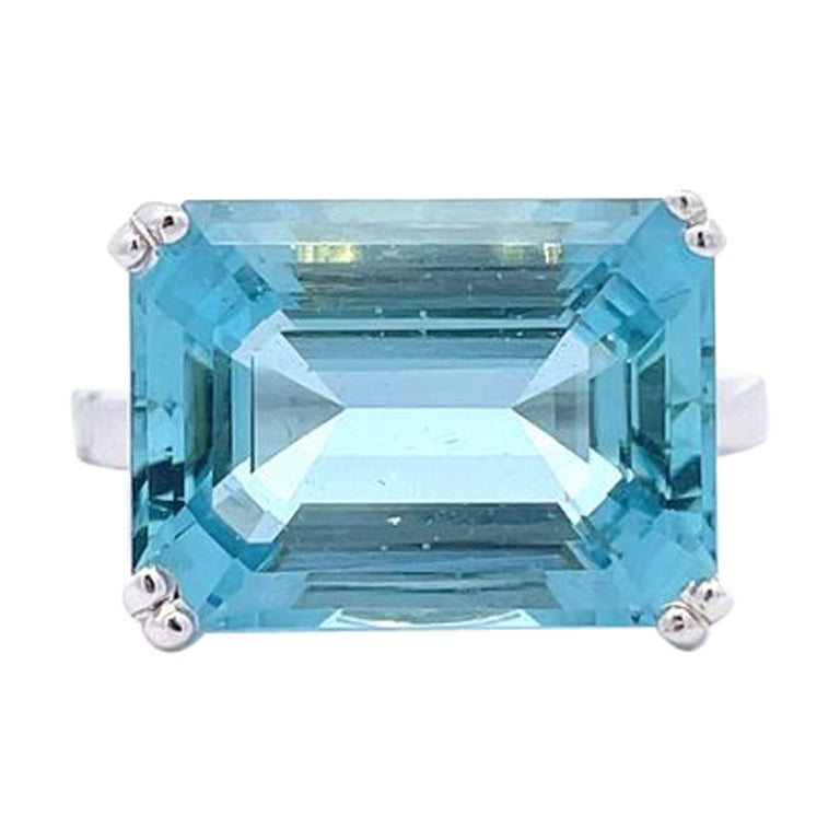 Smeraldo Acquamarina 10,18 CT Anello fashion in oro bianco 14K in vendita