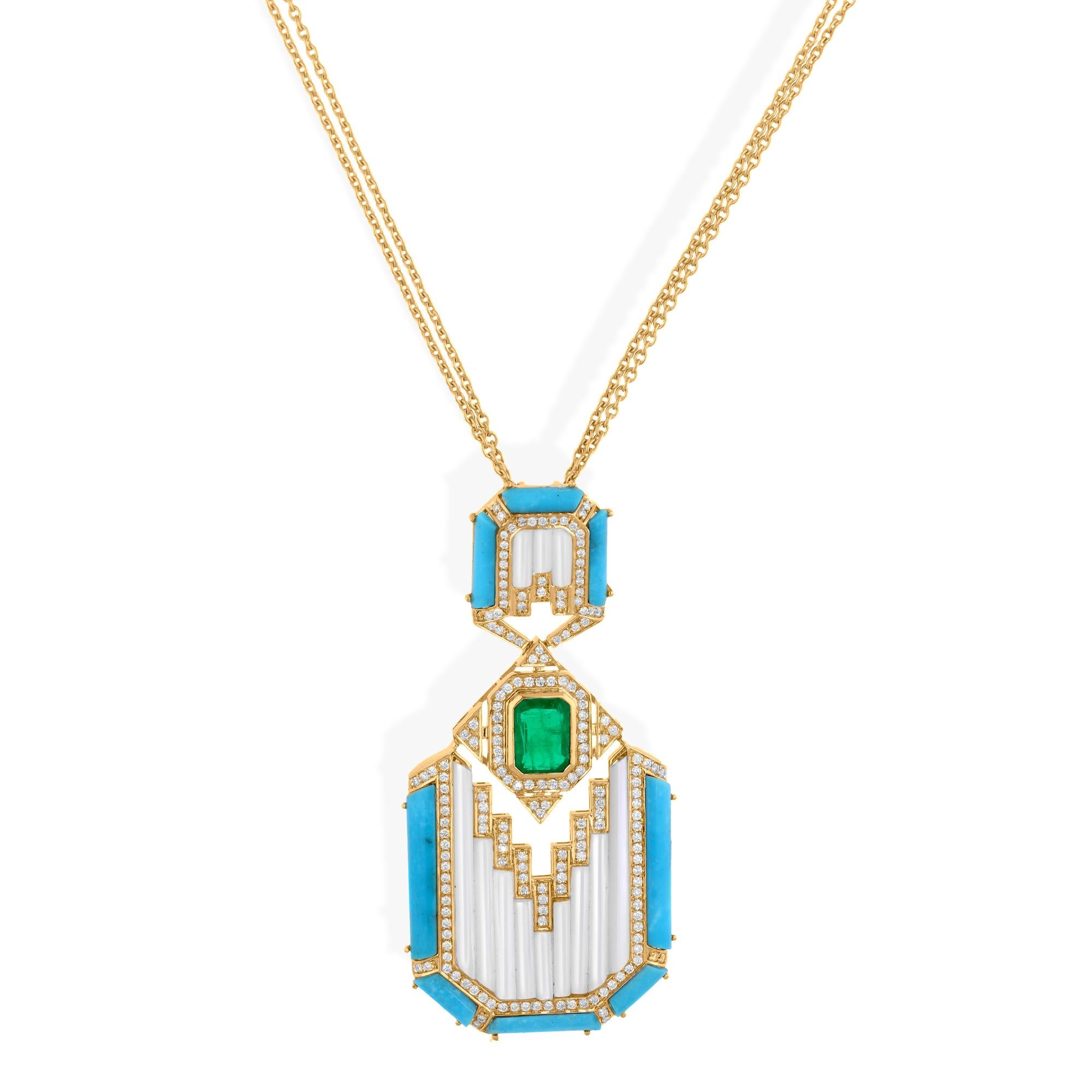 Fabriqué en or 18 carats, ce collier exquis est serti de 1,55 carats d'émeraude de Zambie, de 3,94 carats de turquoise d'Arizona, de 5,36 carats de nacre et de 0,95 carats de diamants étincelants.

Suivez la vitrine de Spectrum Jewels pour découvrir