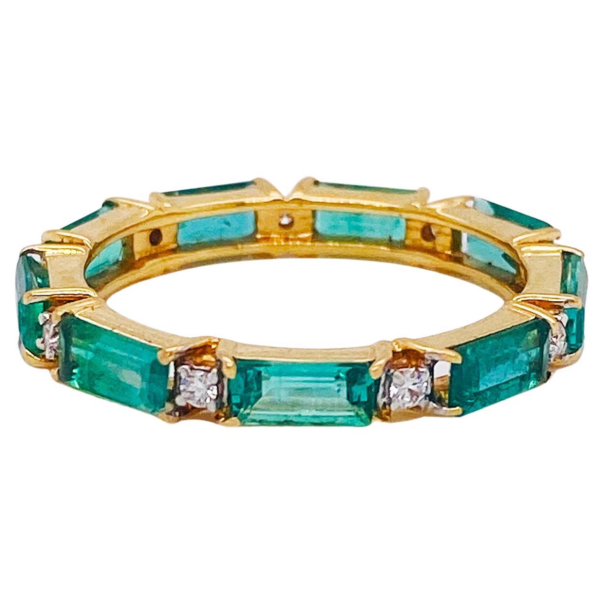 Emerald Baguette and Diamond Ring in 18K Yellow Gold For Sale