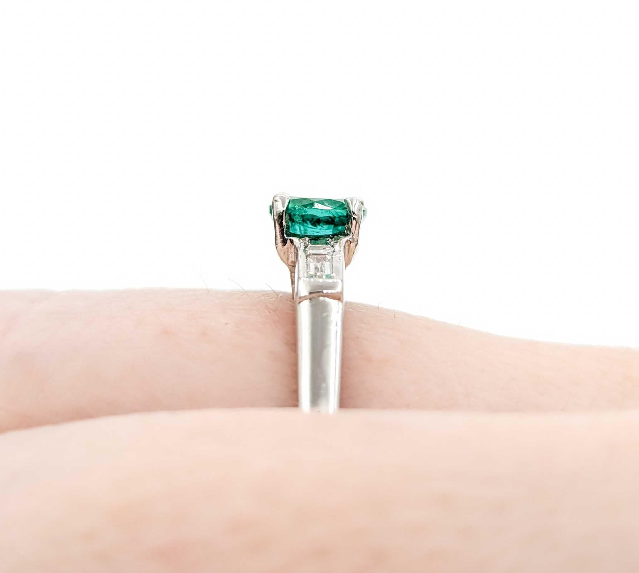 Emerald & Baguette Diamonds Ring in Platinum For Sale 3