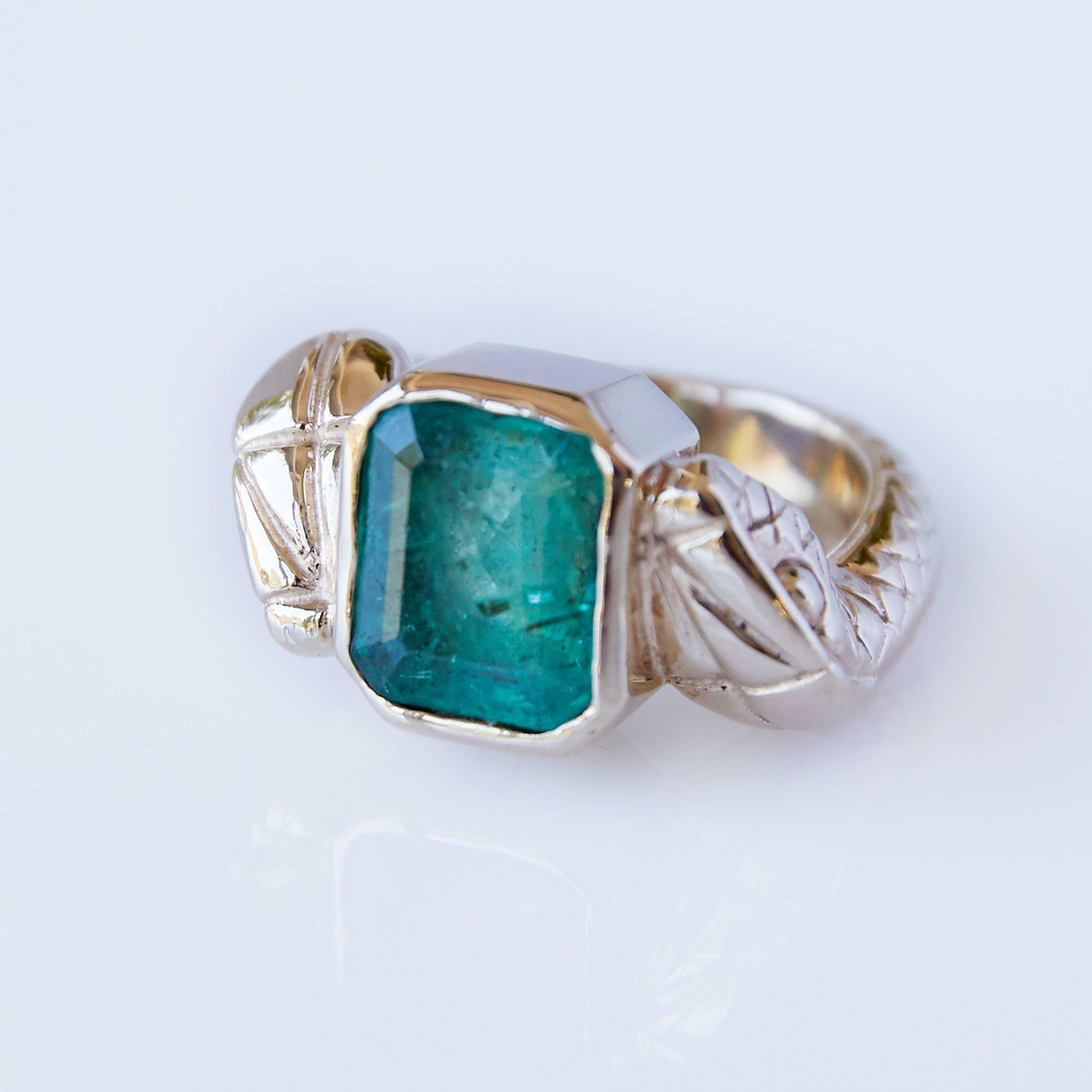 Baguette Cut Emerald Baguette Snake Ring Gold Fashion Cocktail Ring Animal Jewelry J Dauphin For Sale