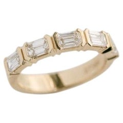 Emerald Band FL 14K White Gold Classic Charm High Jewellery