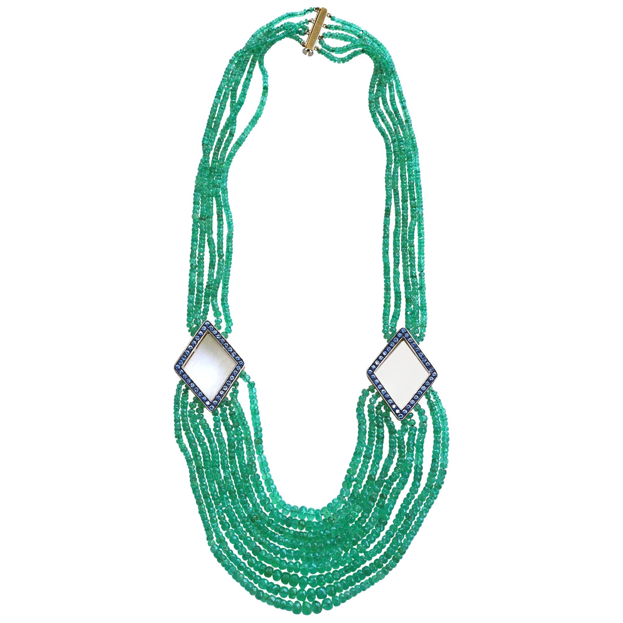 Emerald Beads Blue Topaz Yellow Gold Necklace, 1970 In Good Condition In Herzelia, Tel Aviv