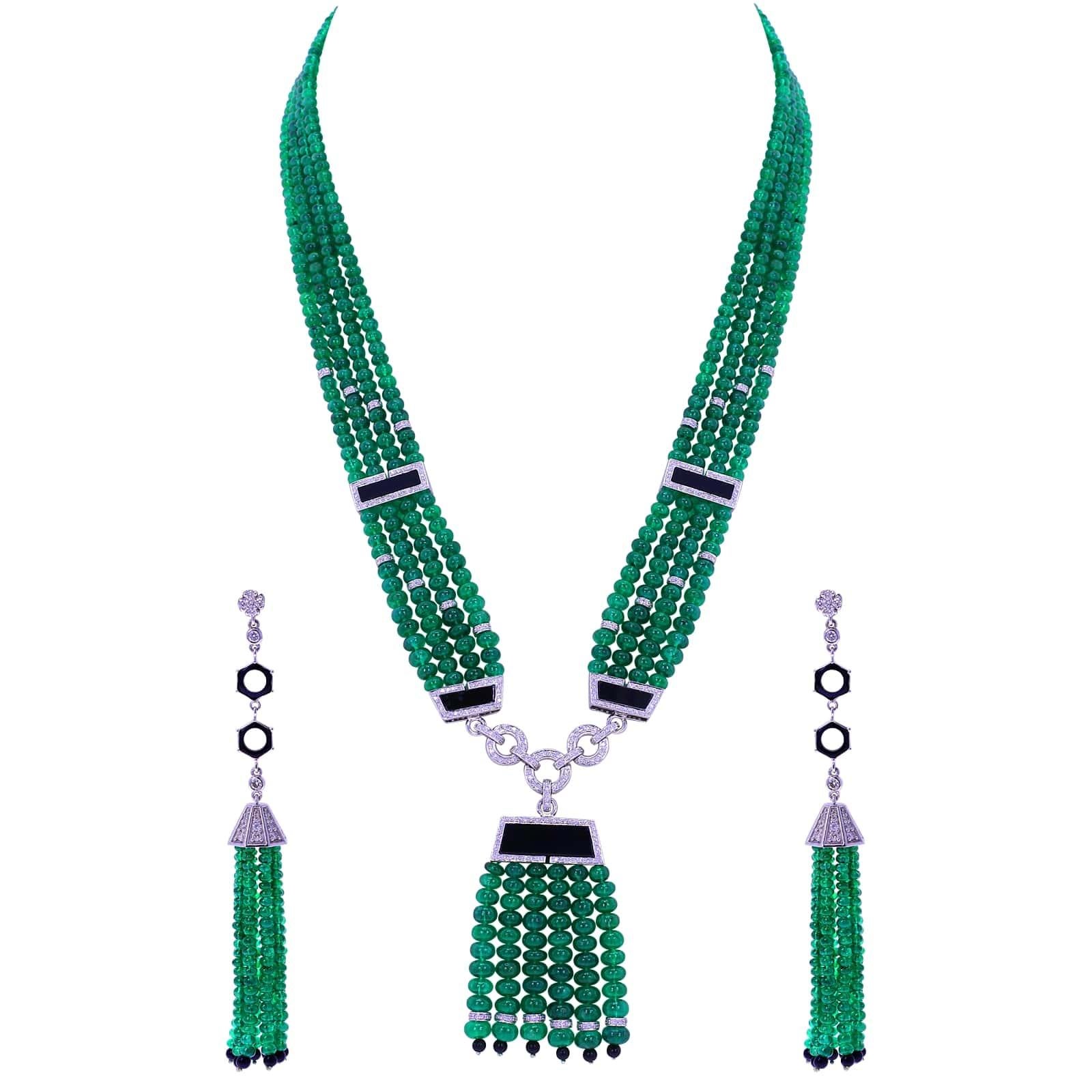 Smaragd-Perlen-Ohrringe mit Quasten und Diamanten und Onyx, 18k im Zustand „Neu“ im Angebot in New York, NY