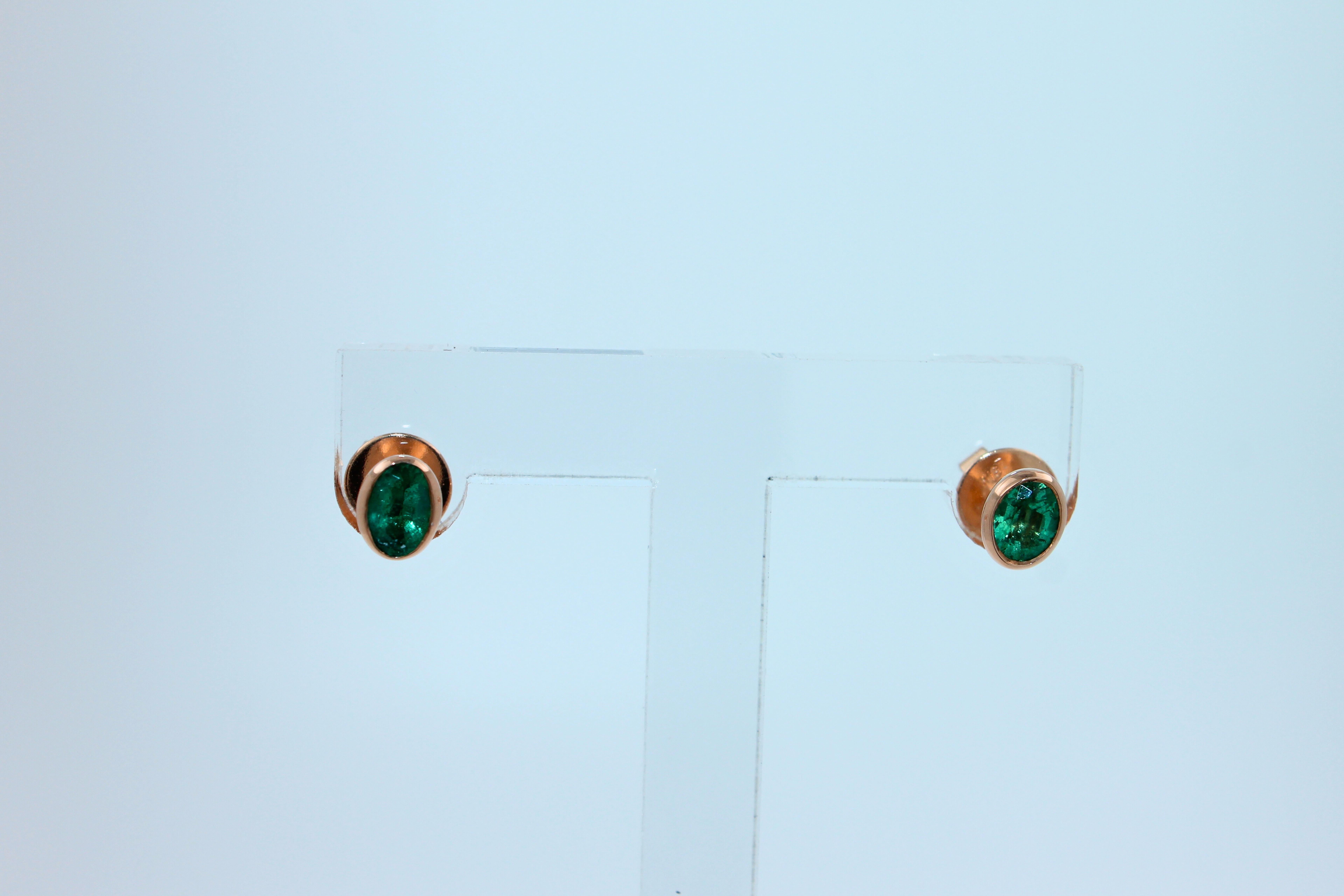 Emerald Bezel Earrings For Sale 4
