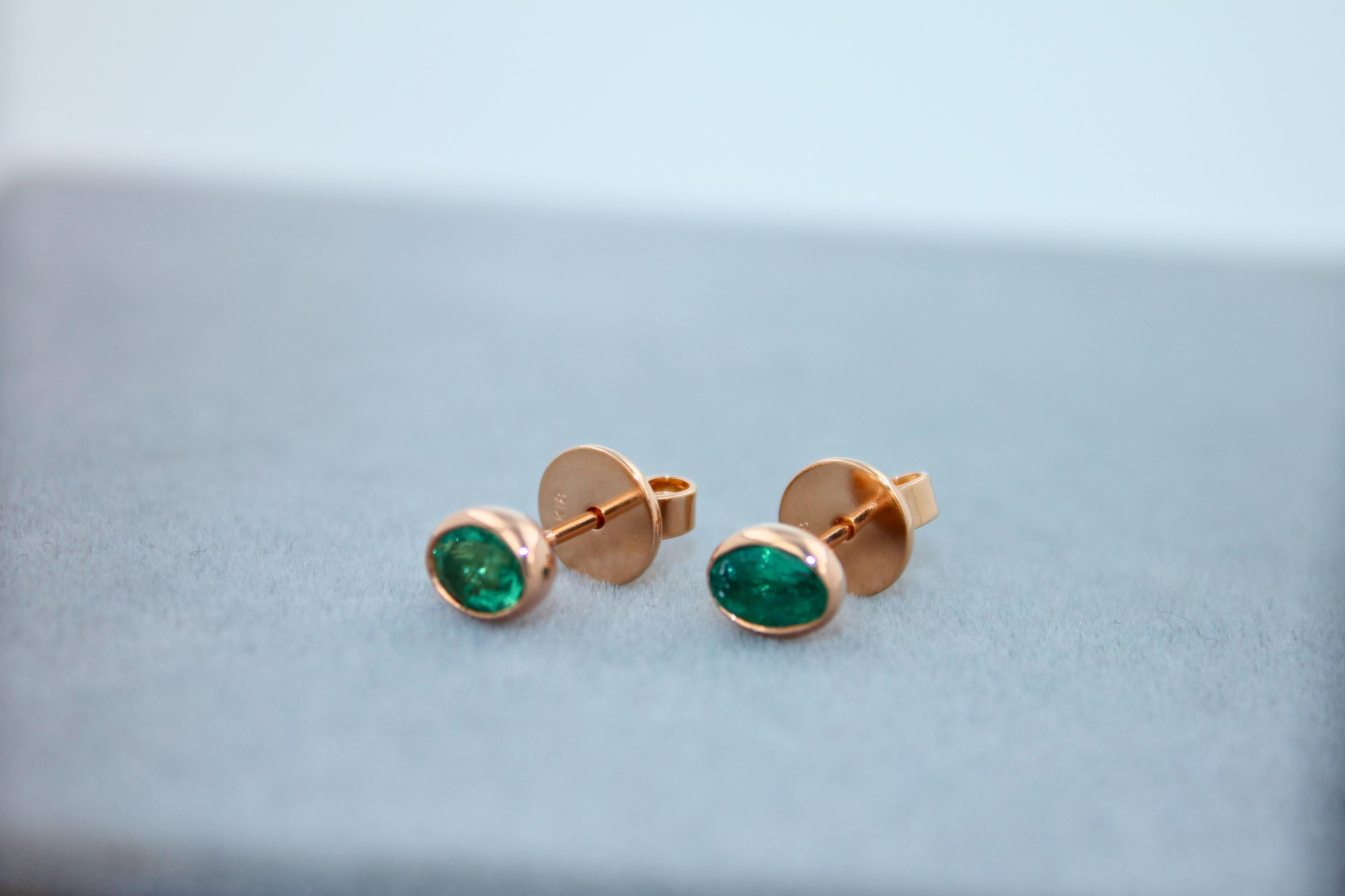 Emerald Bezel Earrings For Sale 1