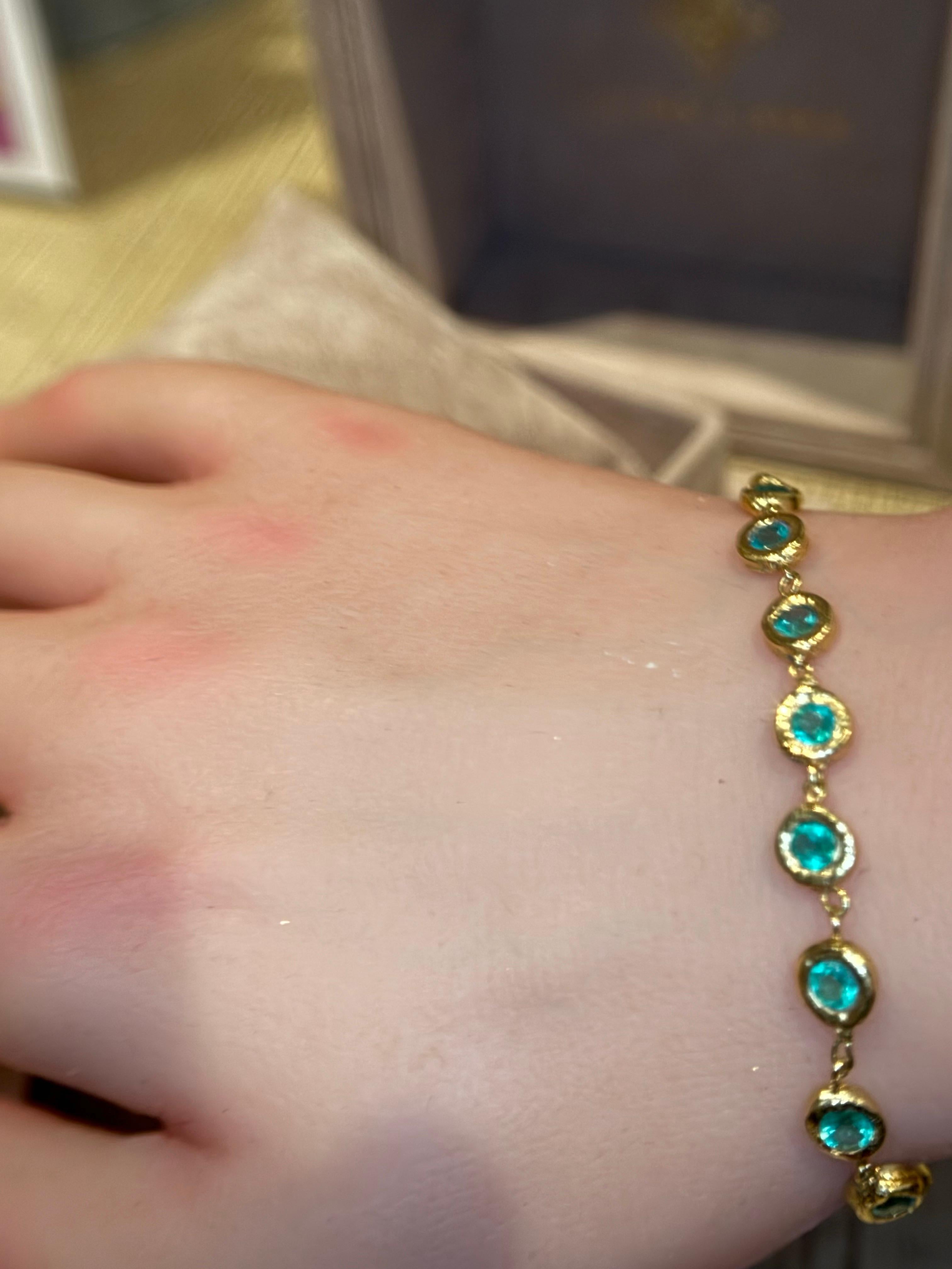 Bracciale tennis Leto Lama con castone di smeraldo e ciottoli in oro 18 carati in vendita 2