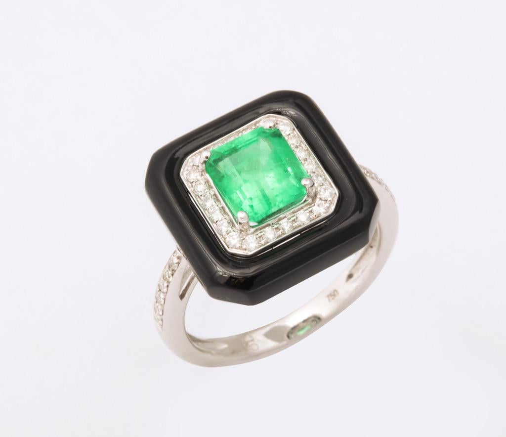 Art Deco Emerald Black Agate Diamond Ring