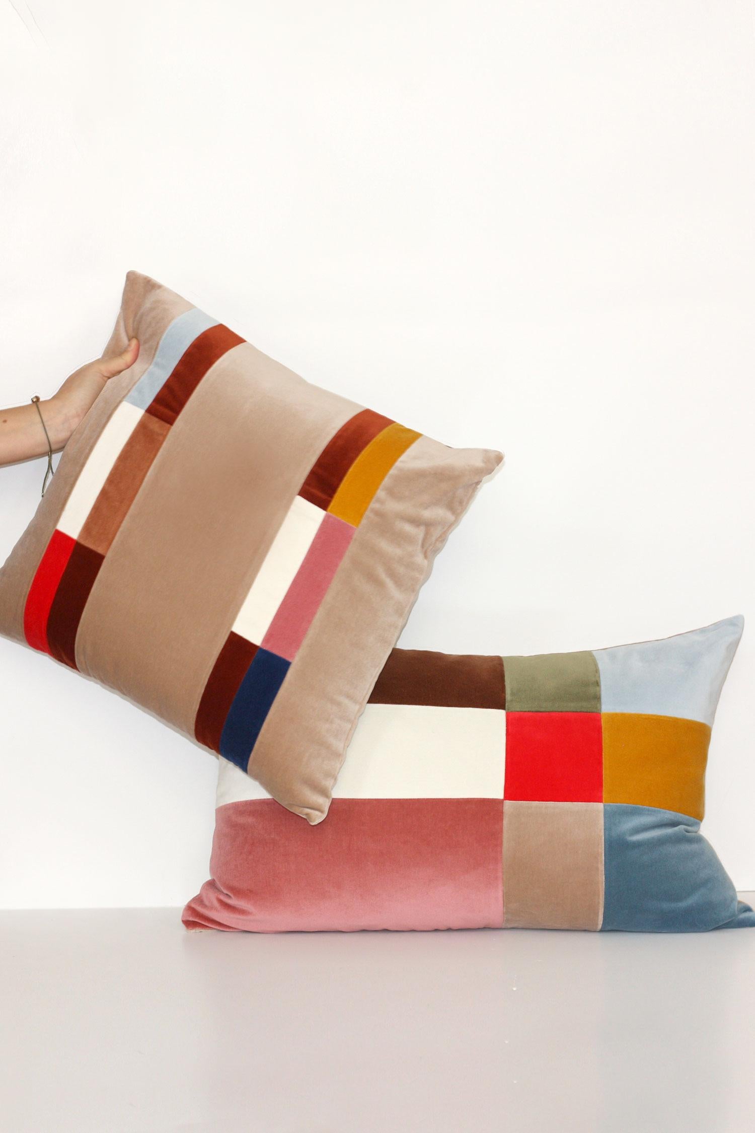 Portugais Oreiller décoratif de luxe en velours patchwork bleu émeraude fait main en vente