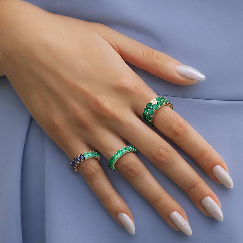 For Sale:  Emerald Blue Sapphire Diamond 14K Yellow Gold Eternity Ring 2