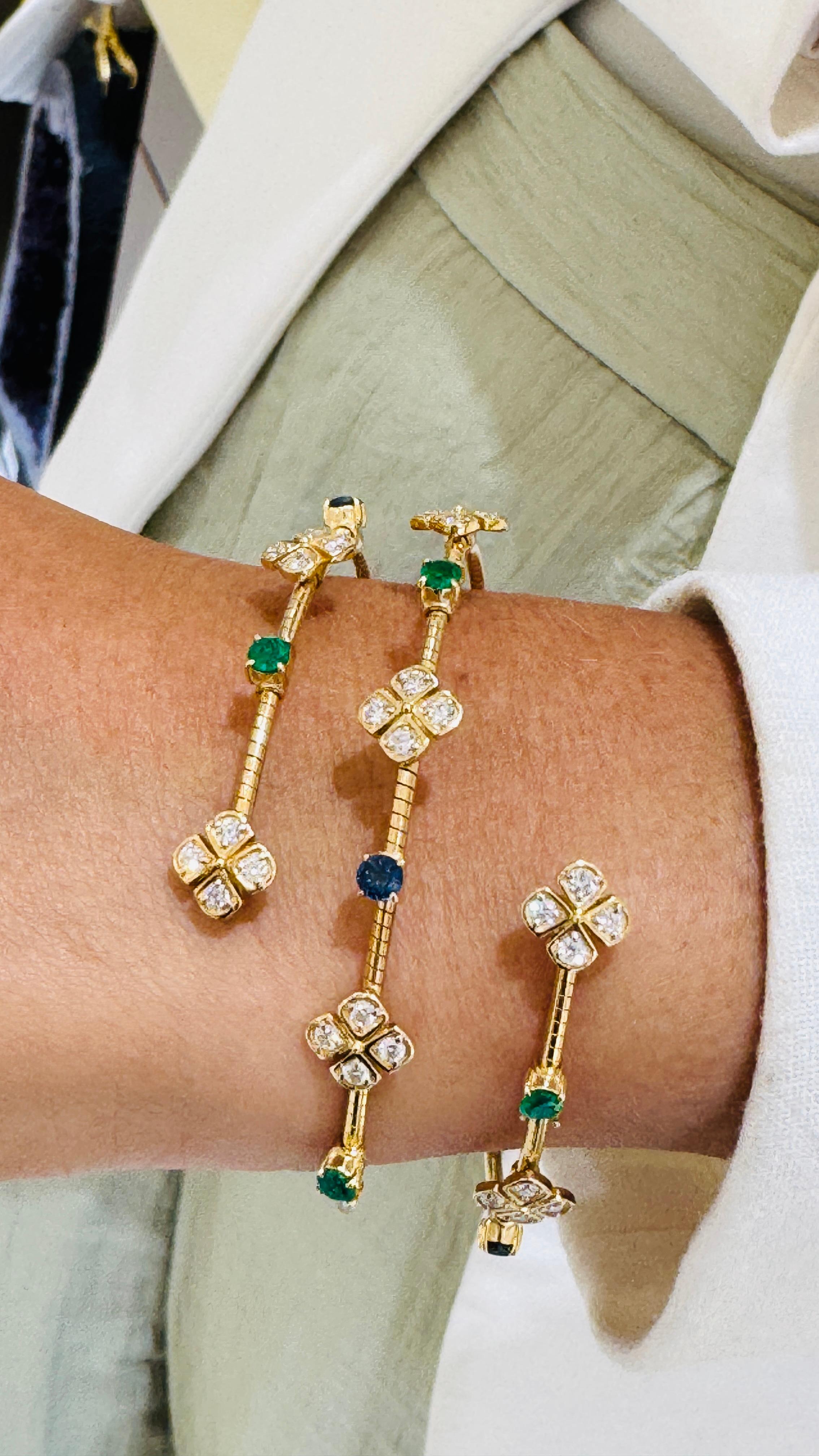 Bracelet en or jaune 18 carats, émeraude, saphir bleu et diamant en vente 1