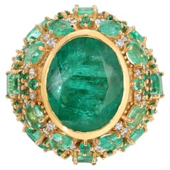 Emerald Bomba Diamond Cocktail Ring