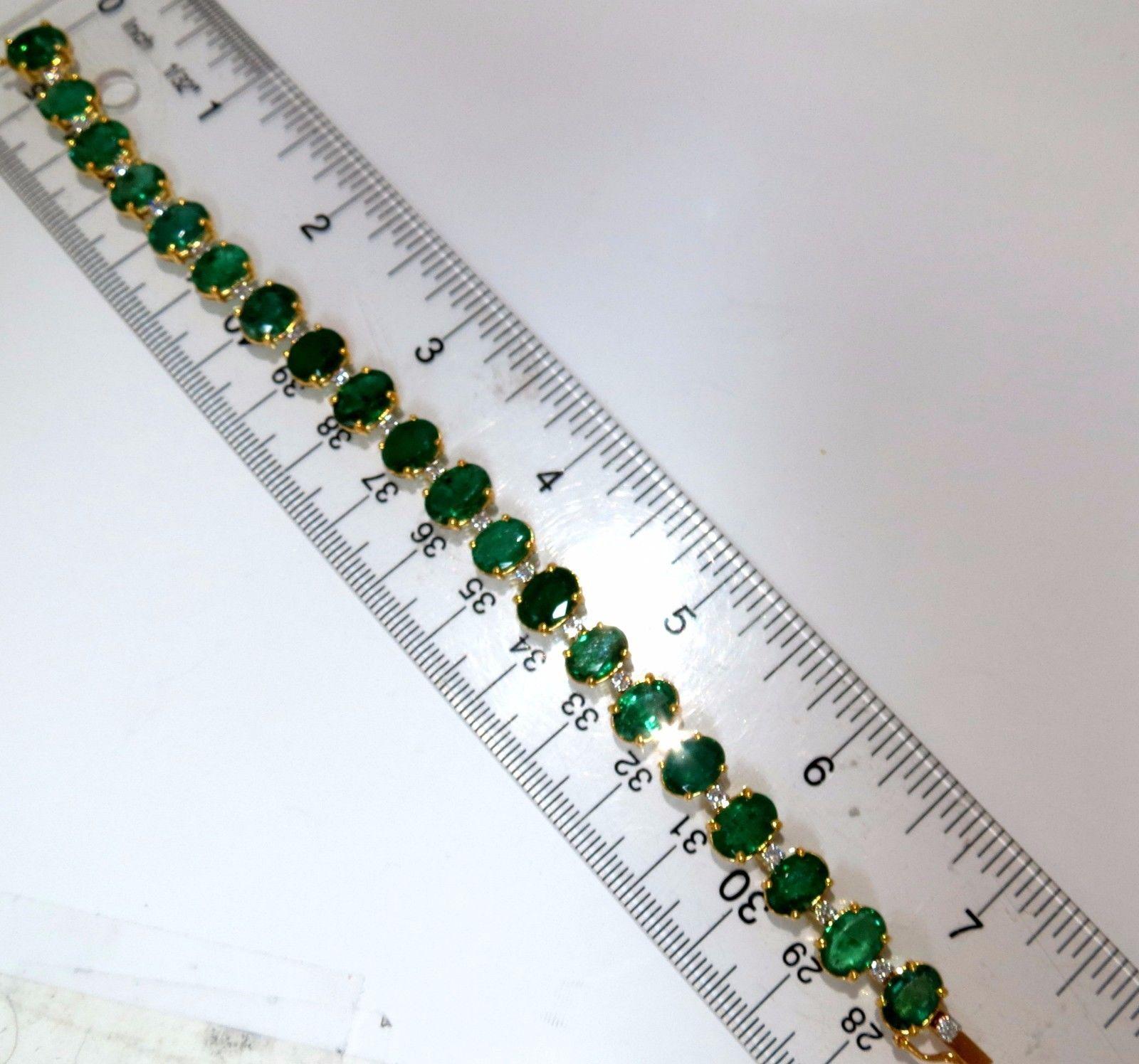 Oval Cut Emerald bracelet 27.42ct & .75ct diamonds classic tennis 14kt. natural greens For Sale