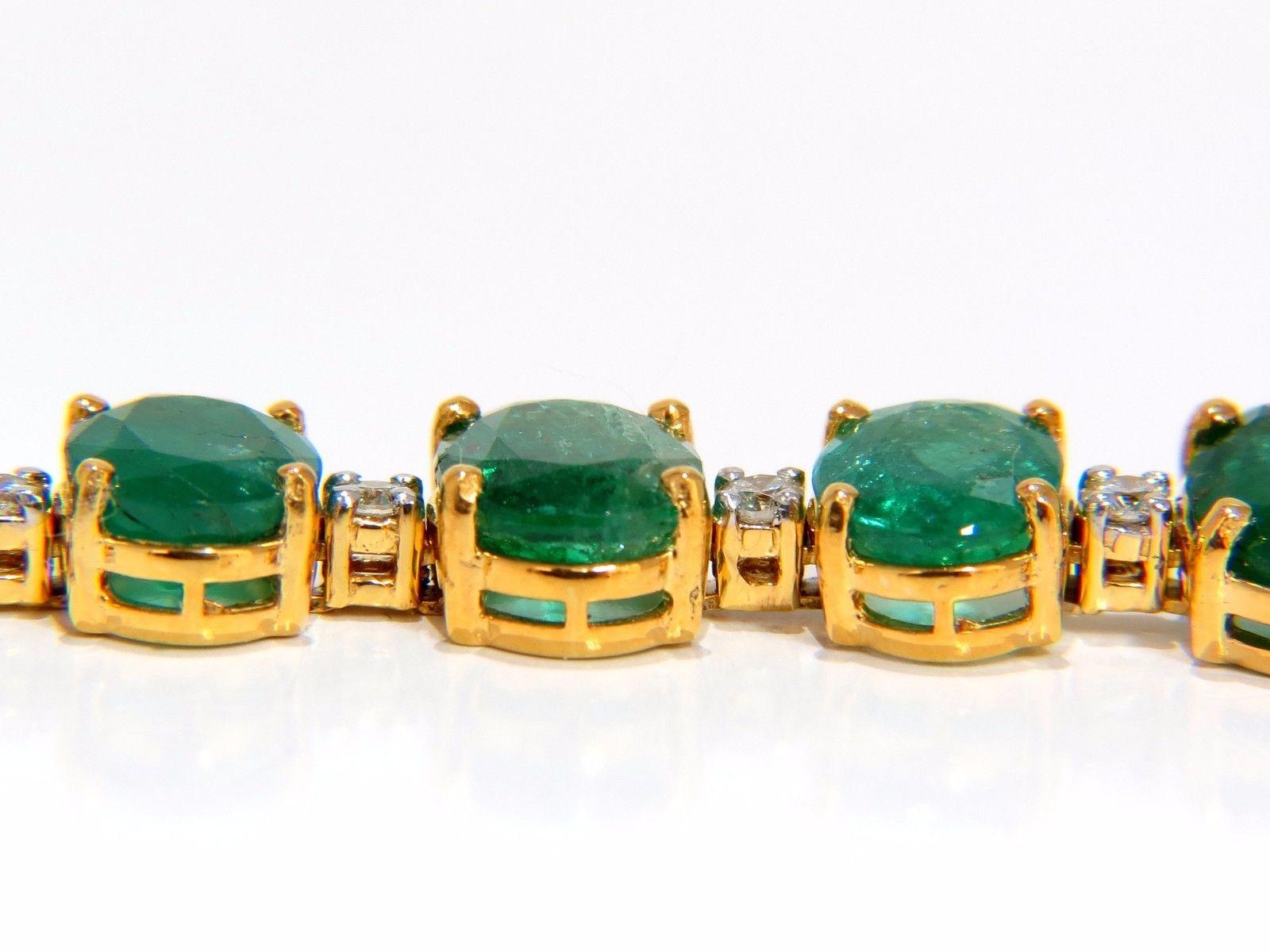 Emerald bracelet 27.42ct & .75ct diamonds classic tennis 14kt. natural greens For Sale 2