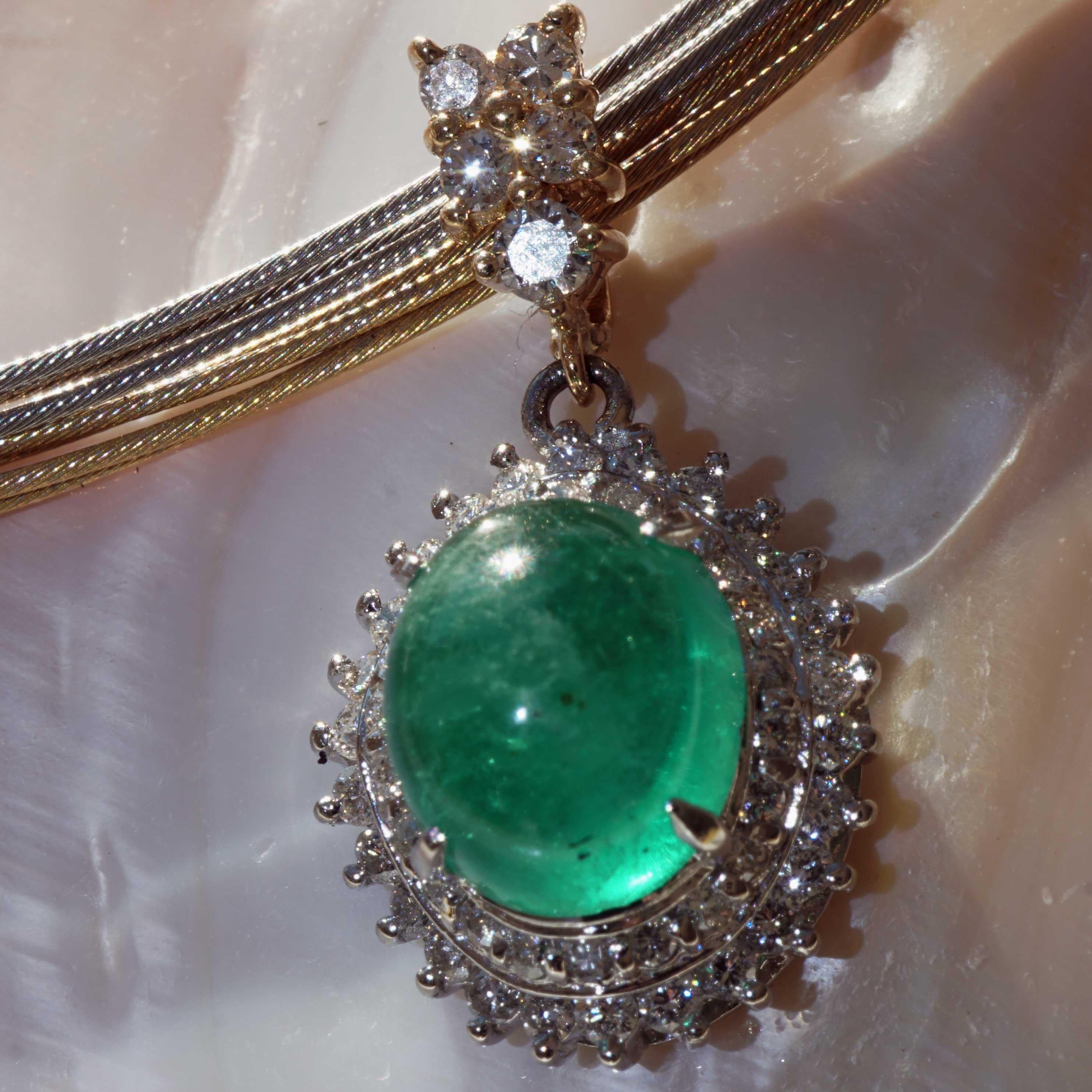 Smaragd Brilliant Anhänger in so heller Farbe 3,24 ct 0,50 ct TW VS Platinium im Angebot 3