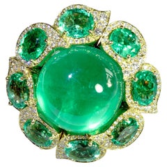 Emerald Brilliant Ring 45 ct AAA+ value estimated 175000.-Euro exceptional Style
