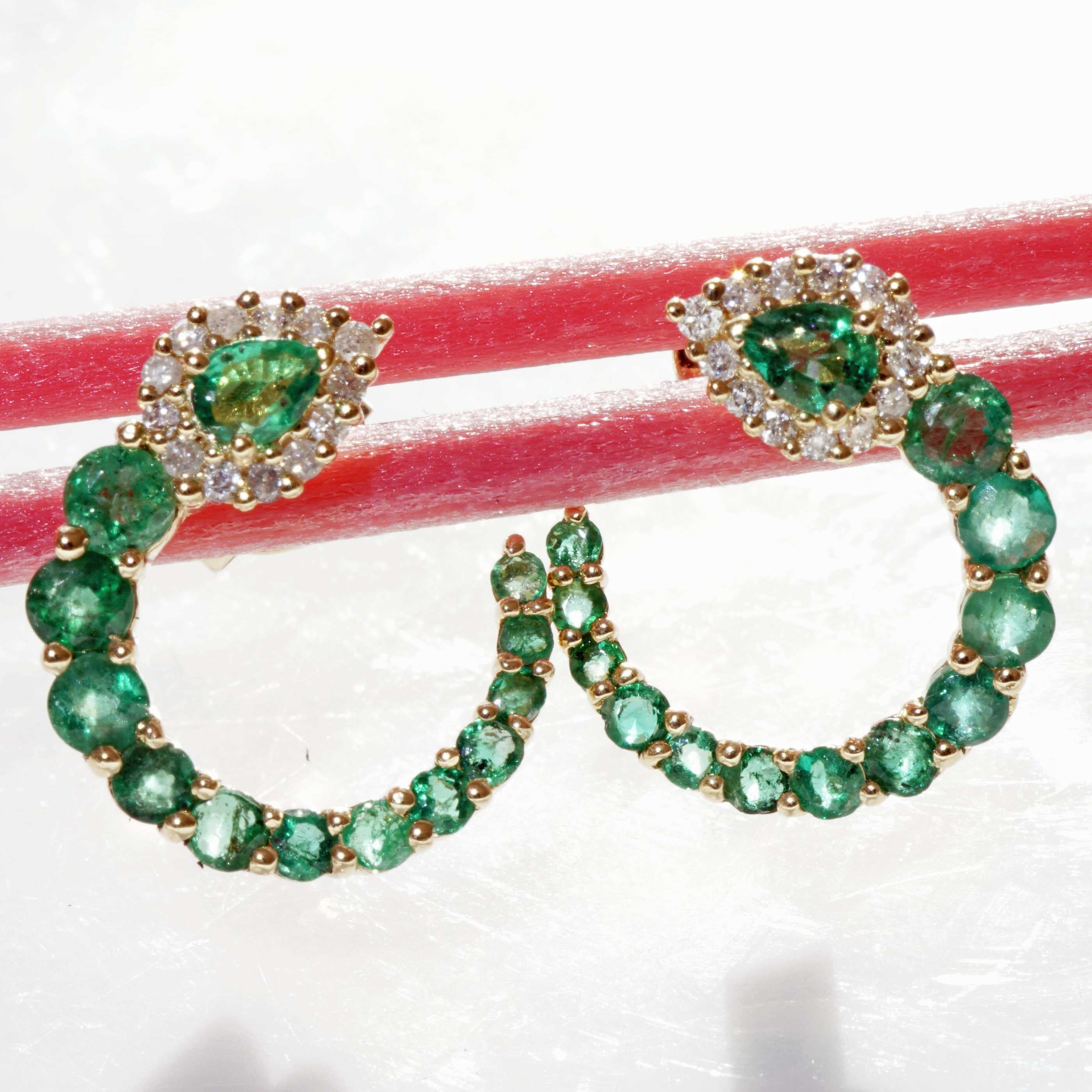 Emerald Brilliant Stud Earrings Three Quarter Circle 1.20 ct 0.16 ct 16 x 15 mm For Sale 1