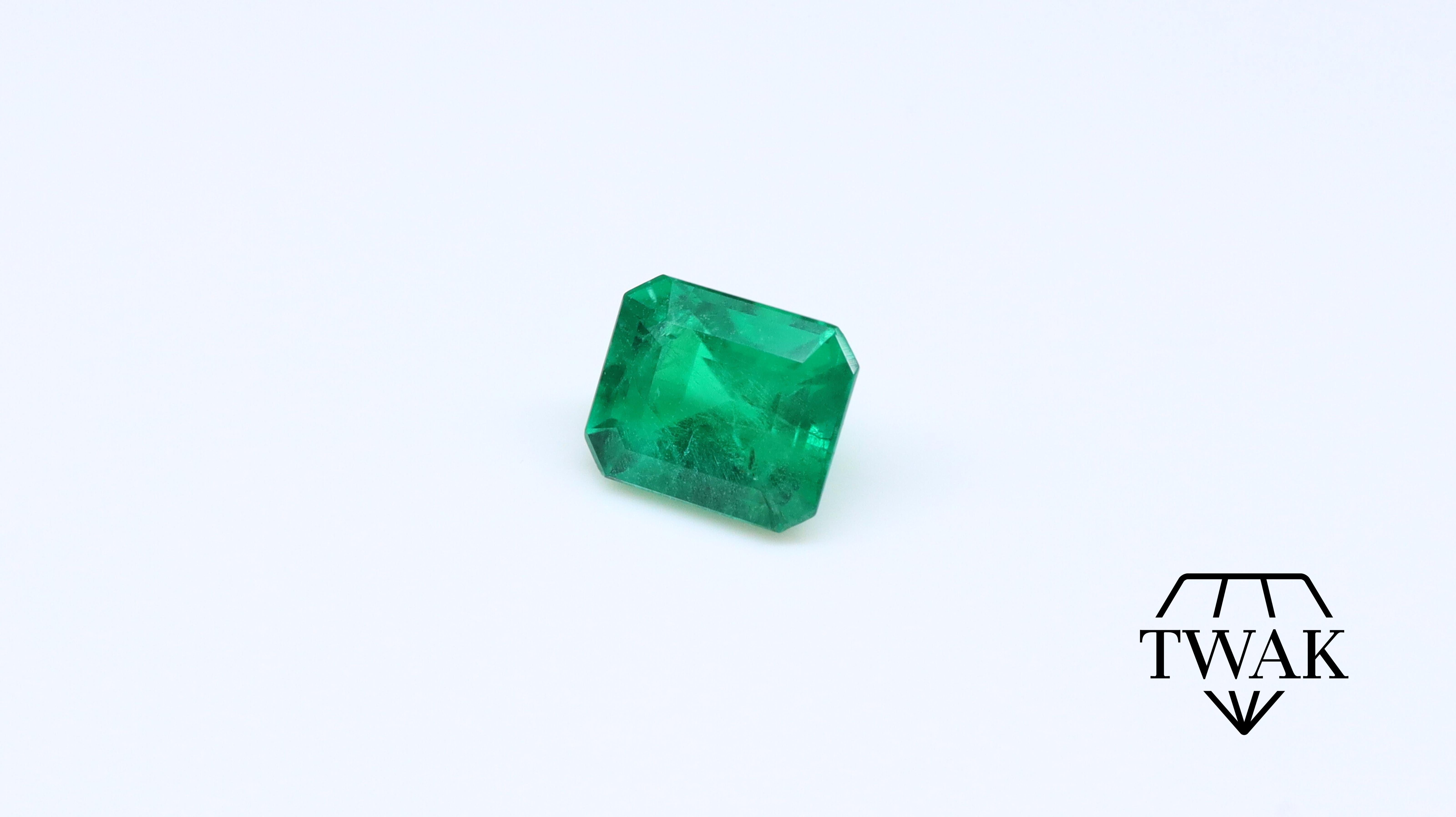 A beautiful Emerald with excellent color, crystal, and saturation.

Details and description:
Dimensions: 5.67 x 4.73 x 3.94mm
Weight: 0.71ct
Color: Vivid Green 
Treatment: Oil

Emeralds are naturally porous and inclusive stones, with surface