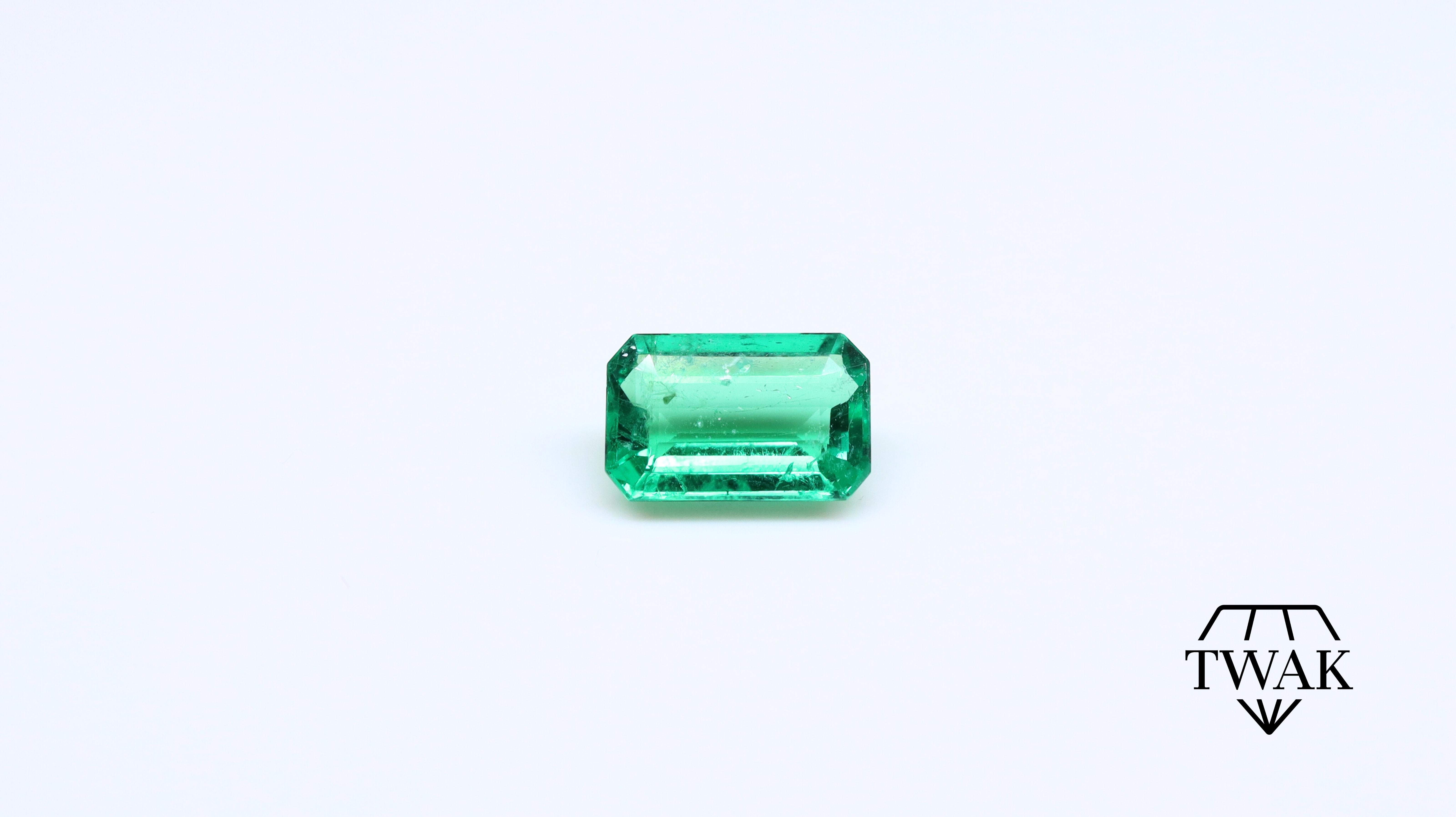 A beautiful Emerald with excellent color, crystal, and saturation.

Details and description:
Dimensions: 8.93 x 5.87 x 3.45mm
Weight: 1.44ct
Color: Intense Green 
Treatment: Opticom

Emeralds are naturally porous and inclusive stones, with surface