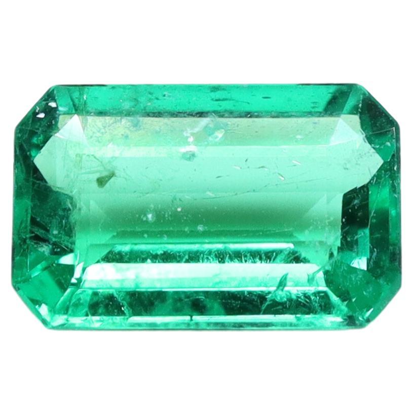 Emerald ca. 9x6mm 1.44ct For Sale