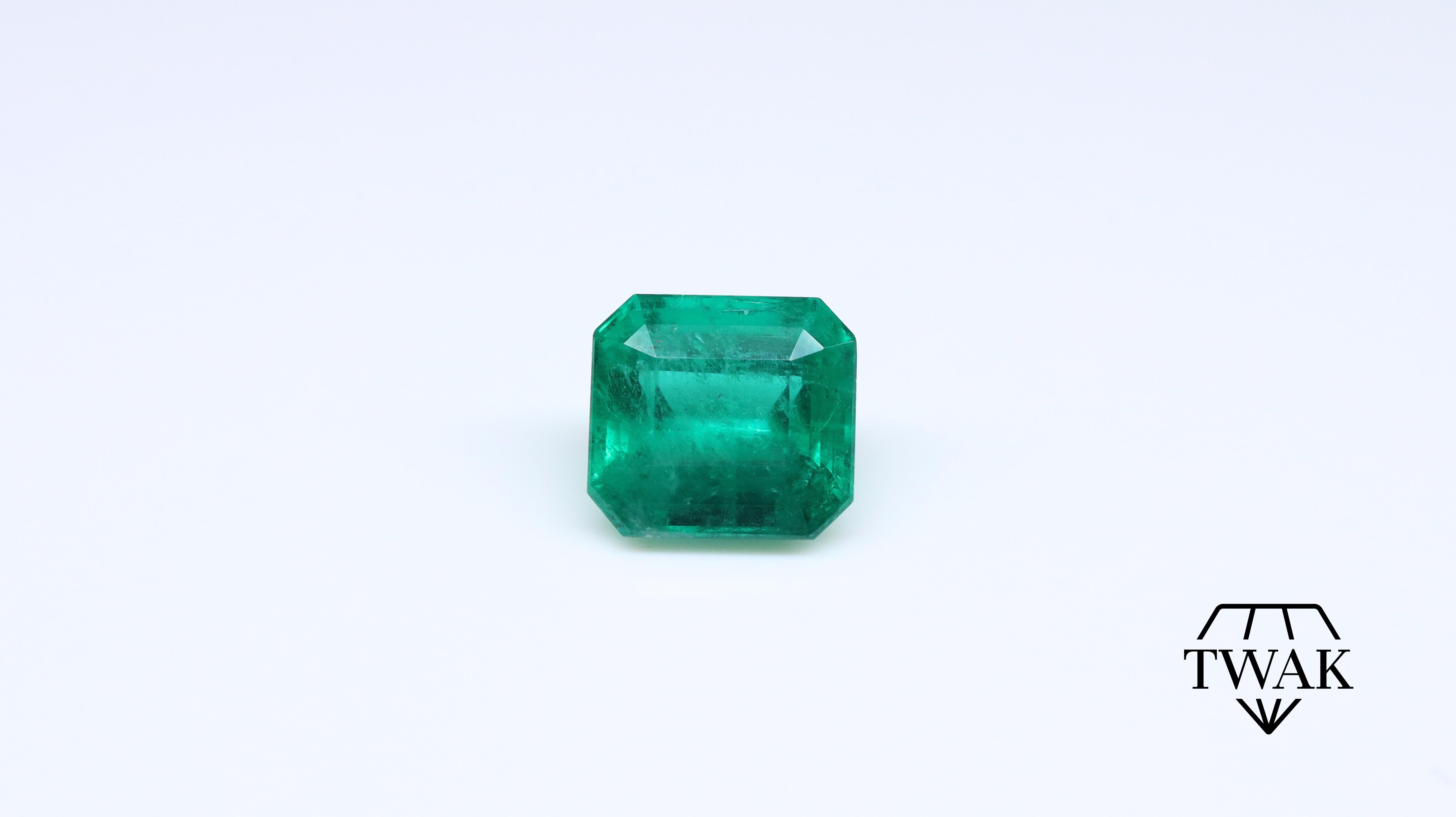 A beautiful Emerald with excellent color, crystal, and saturation.

Details and description:
Dimensions: 8.08 x 8.72 x 5.73 mm
Weight: 2.79ct
Color: Intense / Deep Green 
Treatment: Opticom

Emeralds are naturally porous and inclusive stones, with