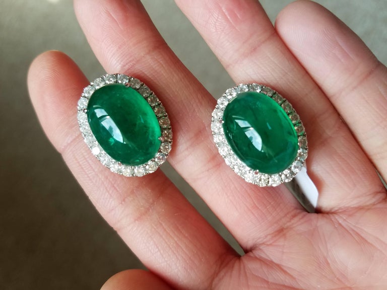 Emerald Cabochon and Diamond 18 Karat Gold Jewelry Suite For Sale at ...