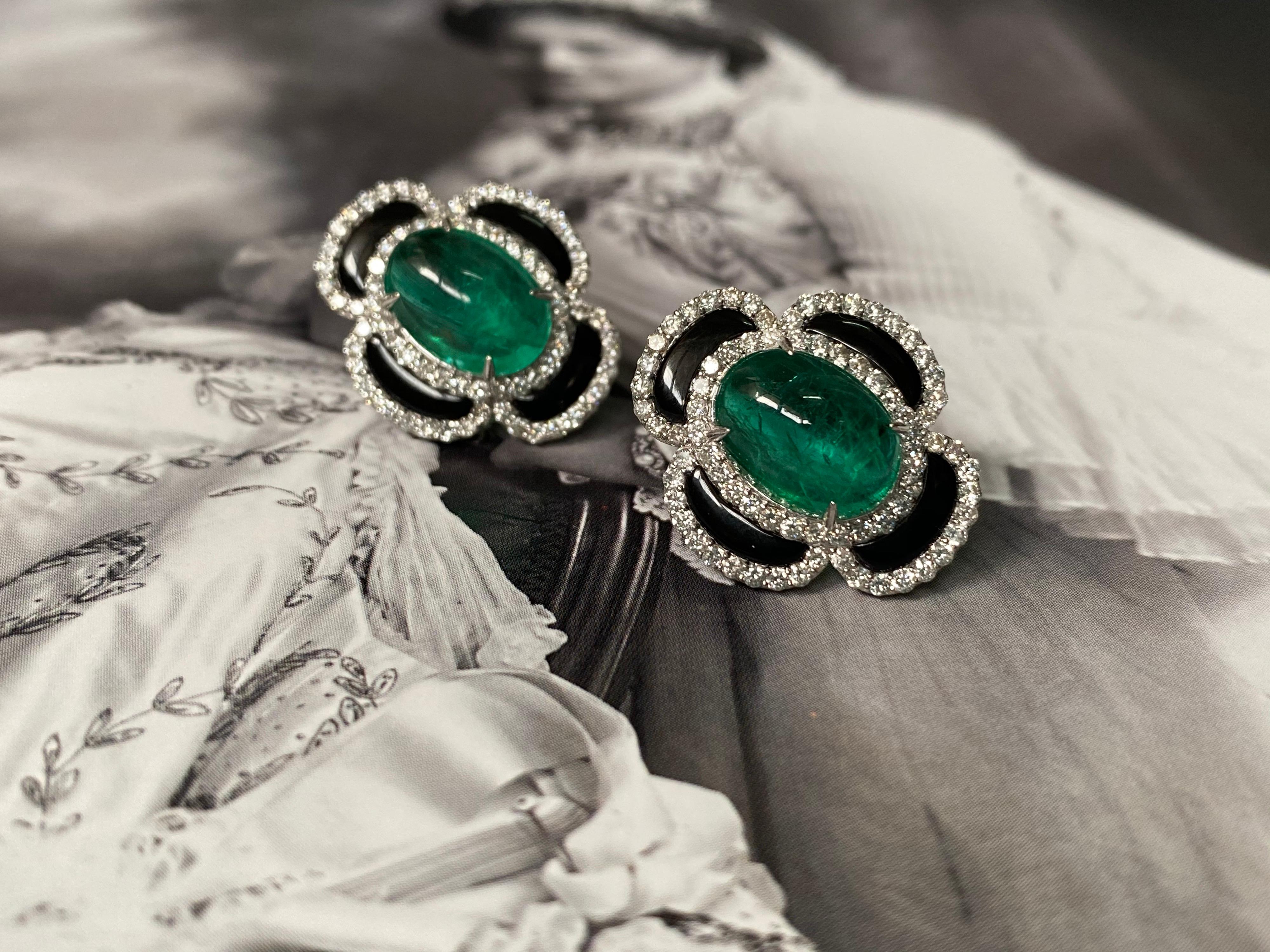 Emerald Cabochon, Black Onyx and Diamond Earring and Ring Suite For Sale 2
