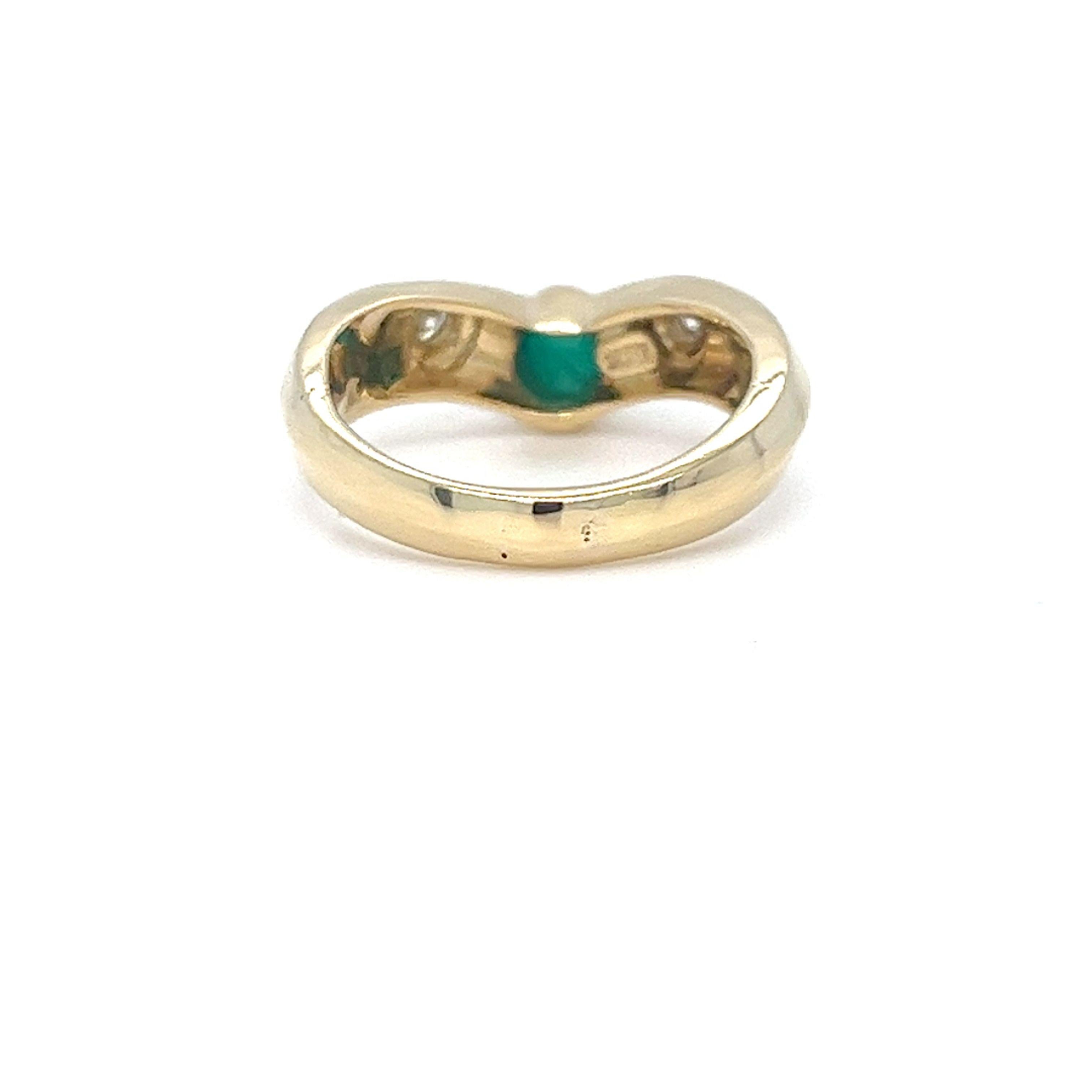 Taille cabochon Bracelet contour émeraude cabochon avec diamants en vente
