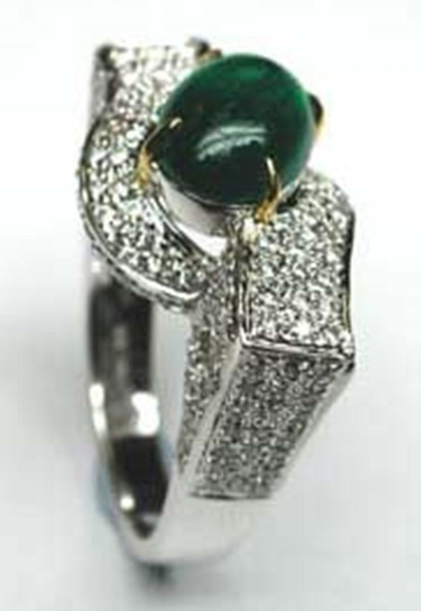 Emerald Cabuchon Cts 2.11 and Diamond Engagement Ring For Sale 4