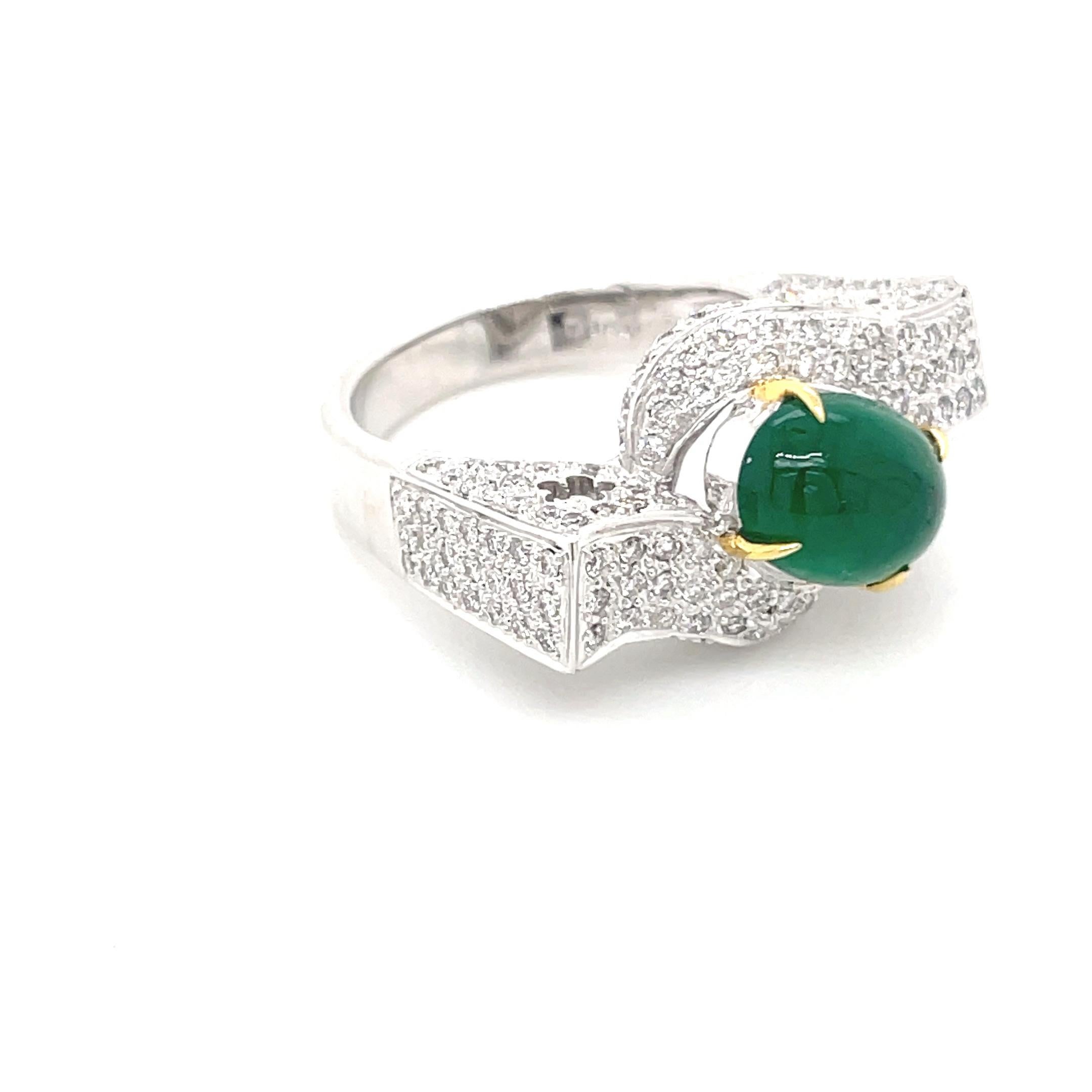 Women's Emerald Cabuchon Cts 2.11 and Diamond Engagement Ring For Sale