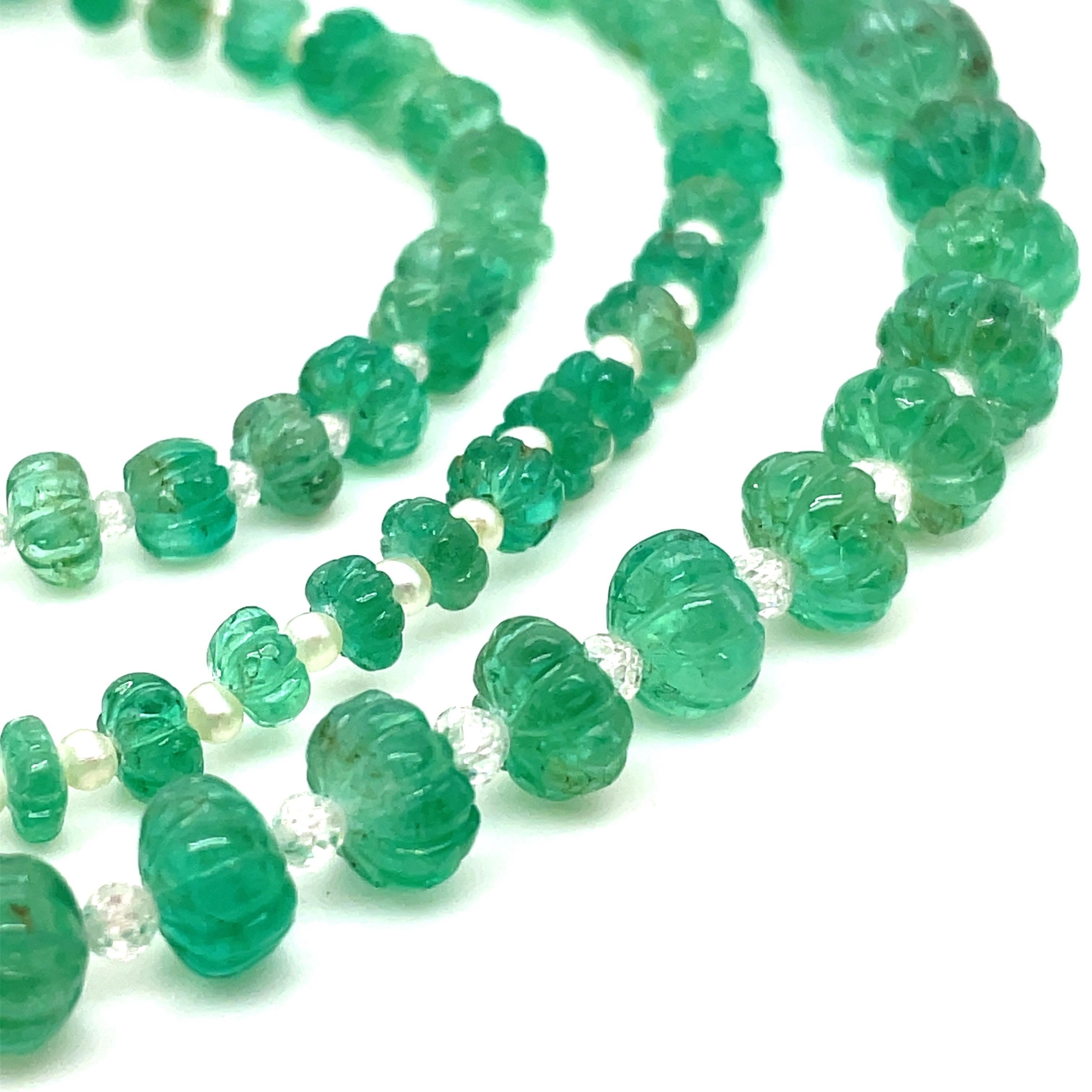 Contemporary Emerald Carving Necklace with Pearls and Briolette Diamonds For Sale
