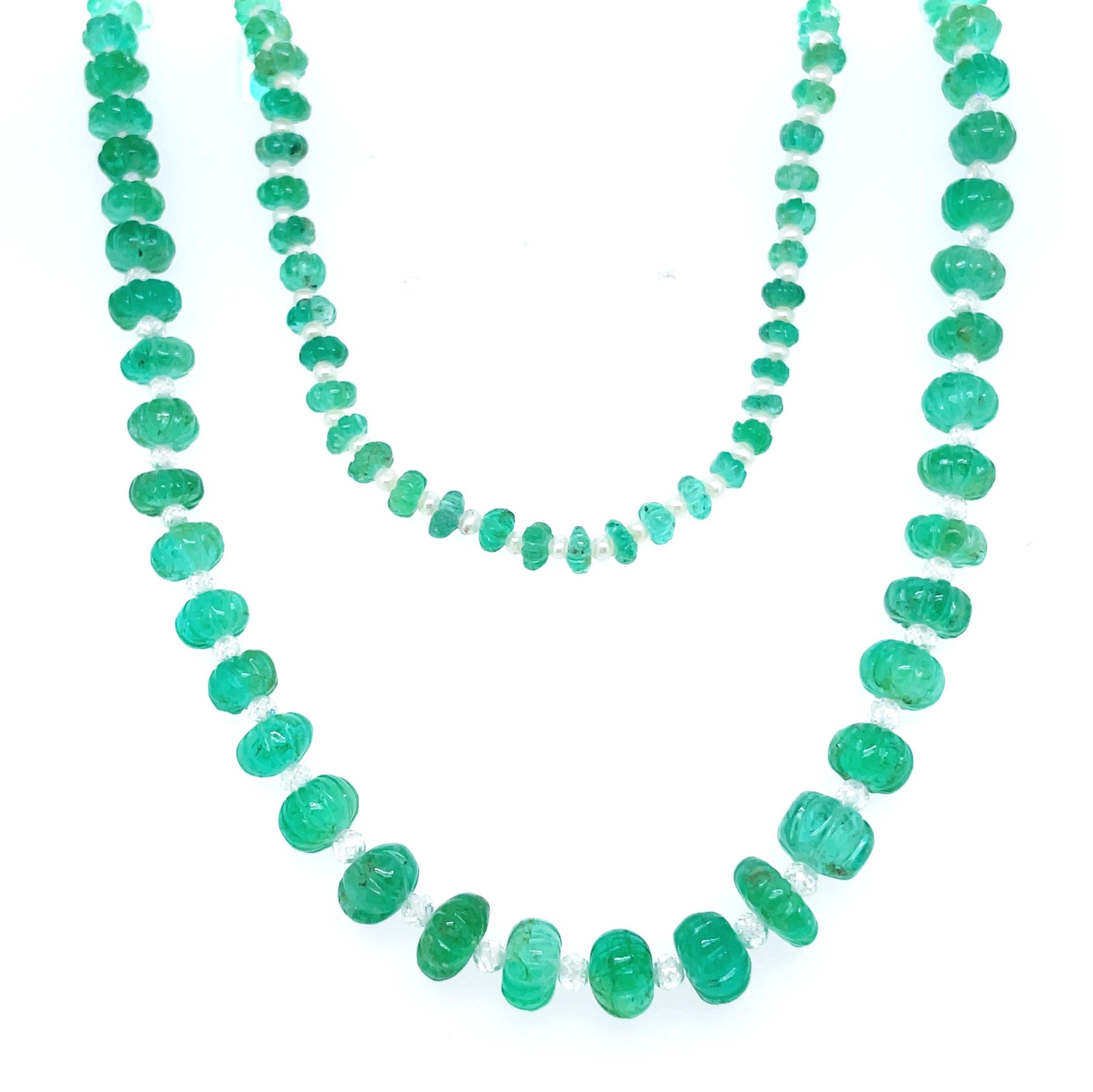 Round Cut Emerald Carving Necklace with Pearls and Briolette Diamonds For Sale