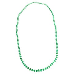 Collier sculpté d'émeraudes, perles et diamants briolette