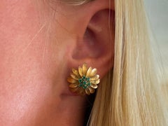Emerald Center Flower Earrings 14k Yellow Gold