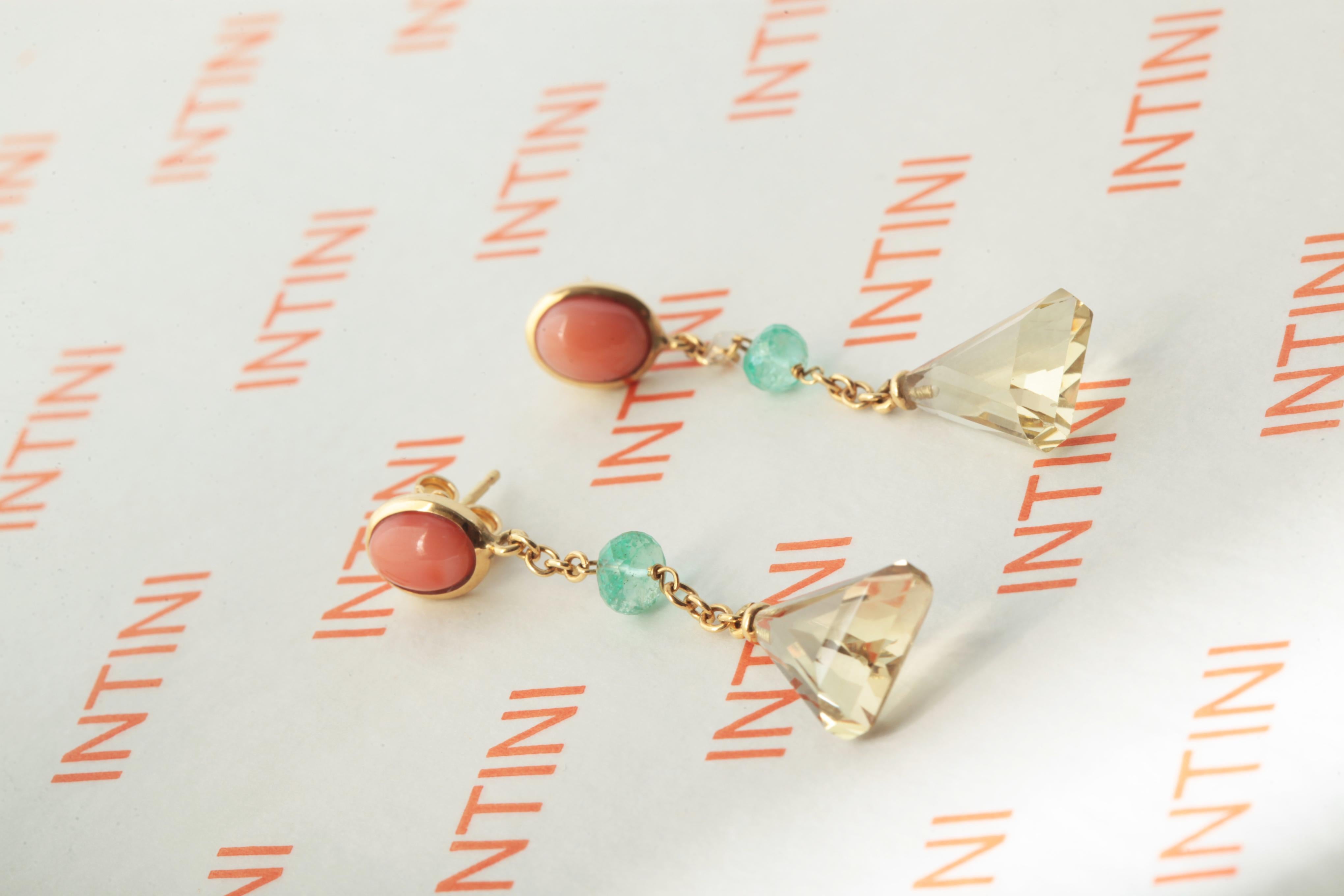 Ohrhänger mit Smaragd, Citrin, Quarz und rosa Koralle aus 18 Karat Gelbgold im Angebot 2
