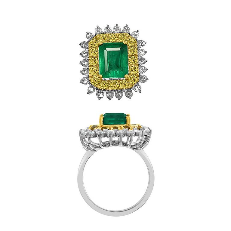 Emerald Classic Cocktail Ring with Yellow and White Diamonds For Sale