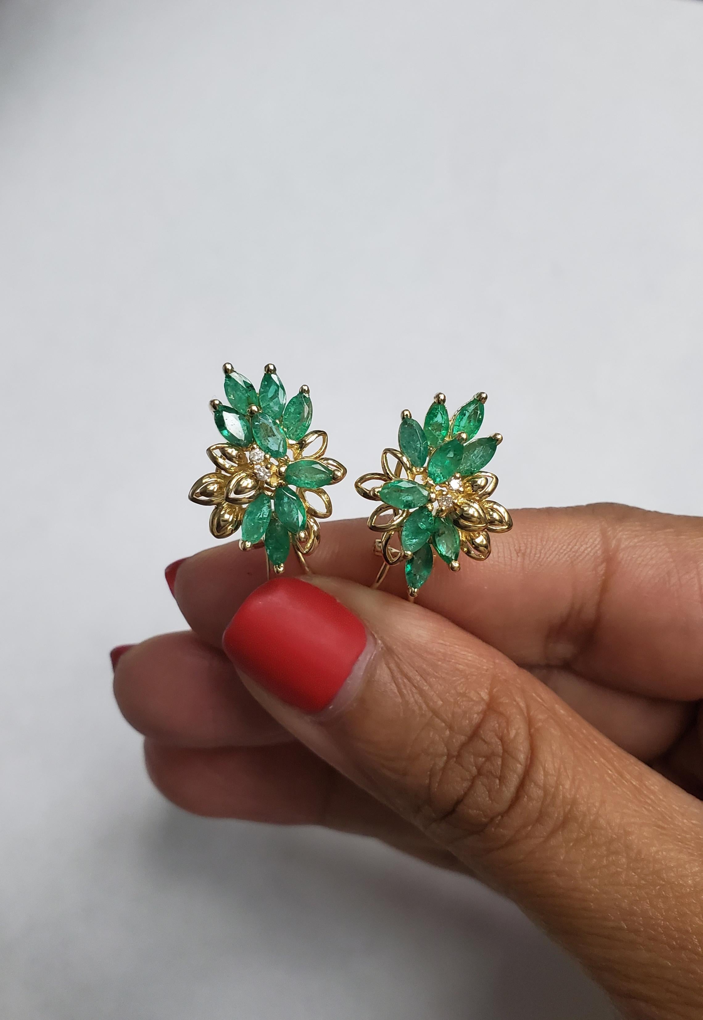 Women's or Men's Emerald Cluster Earrings 14Kk Yellow Gold For Sale