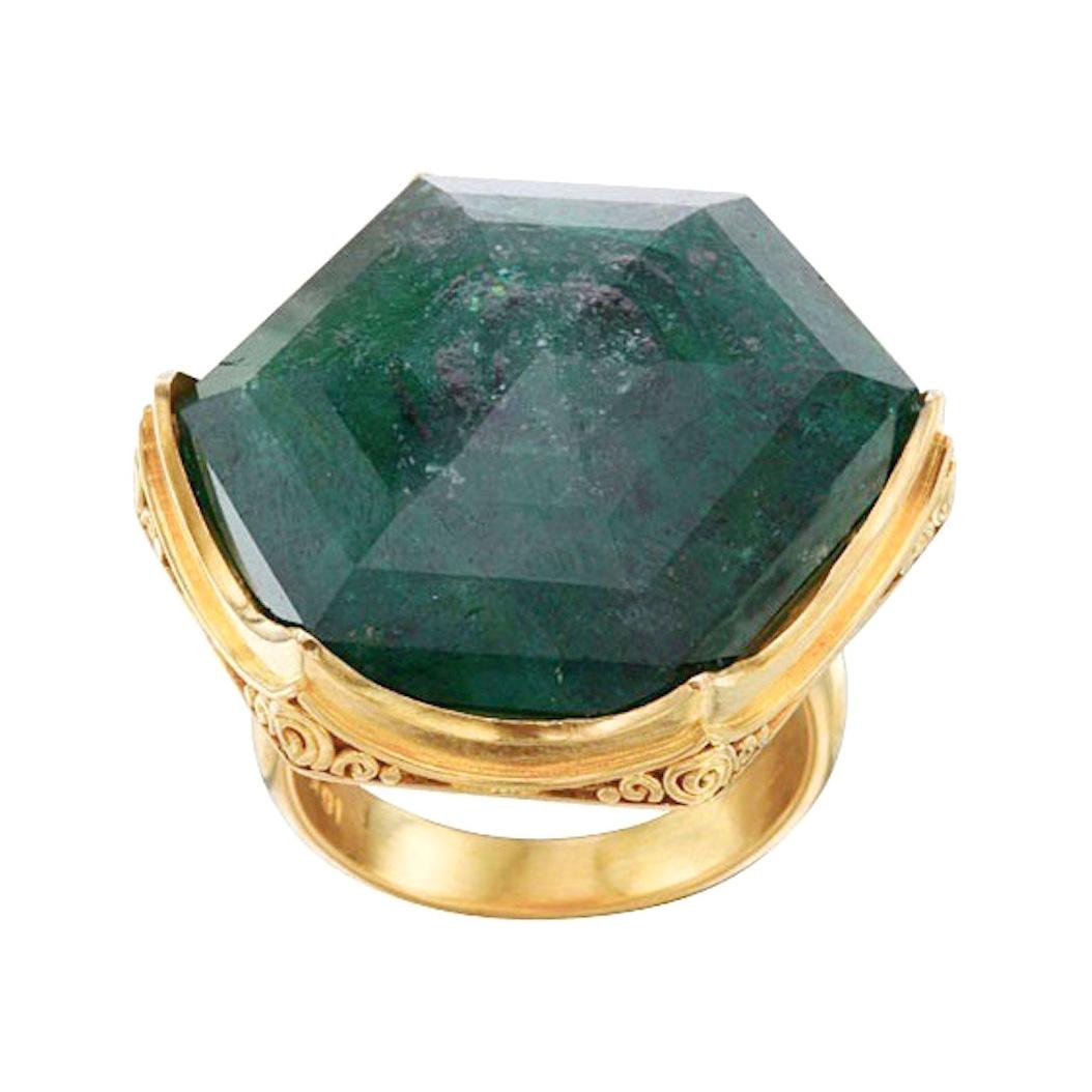 Steven Battelle 24.3 Carat Emerald 18K Gold Cocktail Ring For Sale