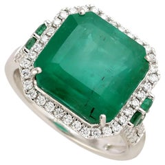 Zambian Emerald Cocktail Ring With Crown Shape Grill Made In 18k White Gold