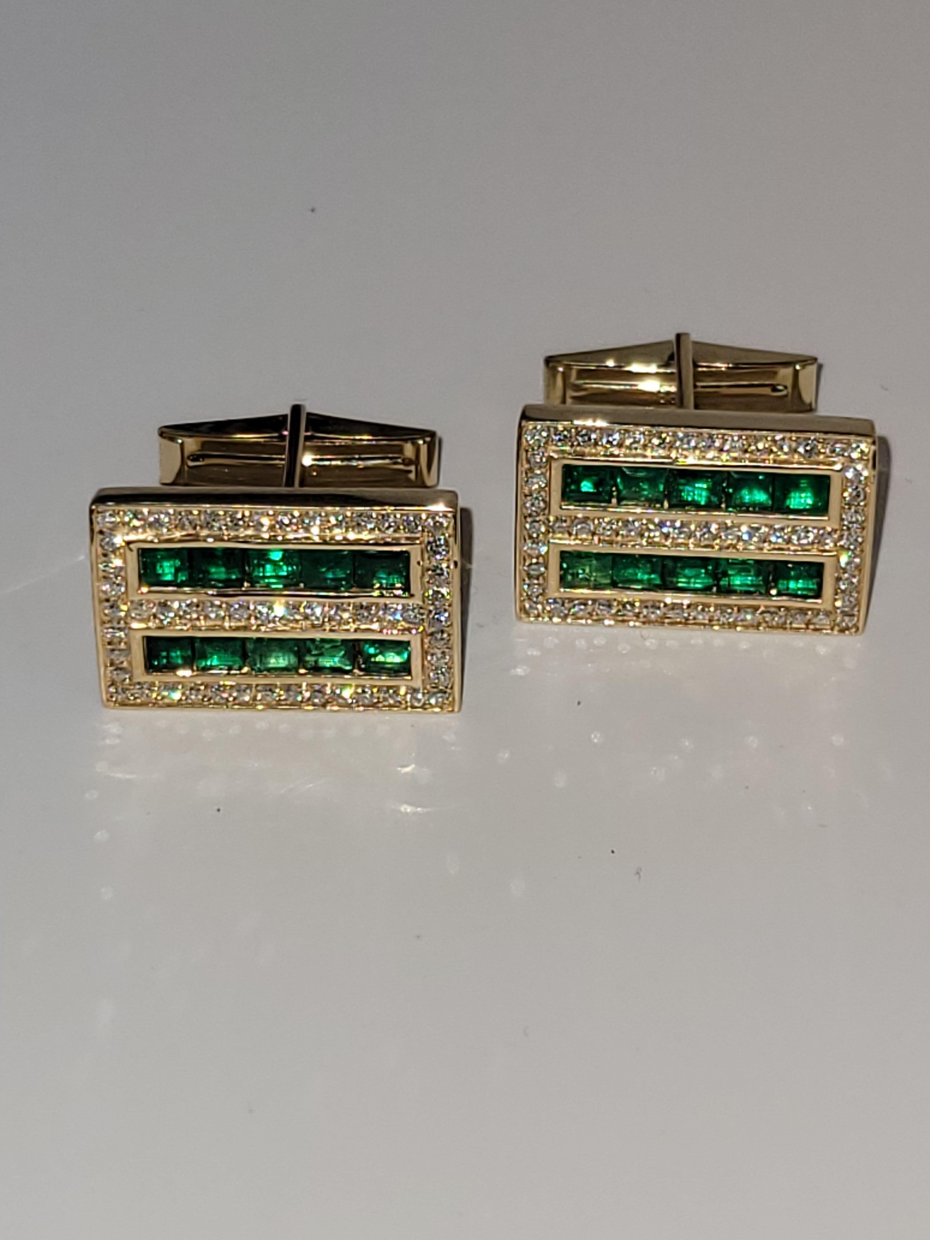 Men's Columbian Emerald and Diamond Cufflink Stud Set 14 karat Gold For Sale