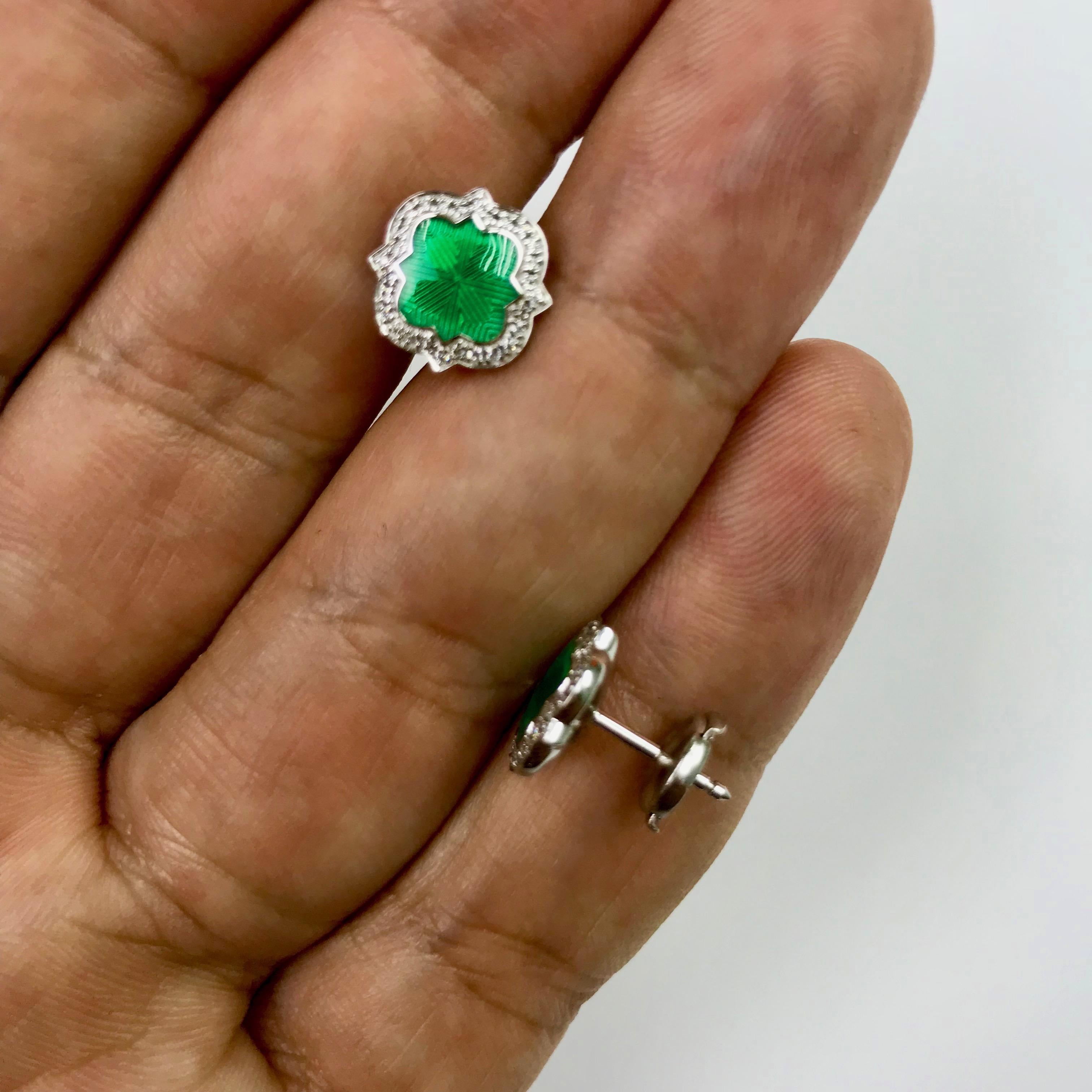 Emerald Color Enamel Diamond 18 Karat White Gold Stud Earring In New Condition In Bangkok, TH