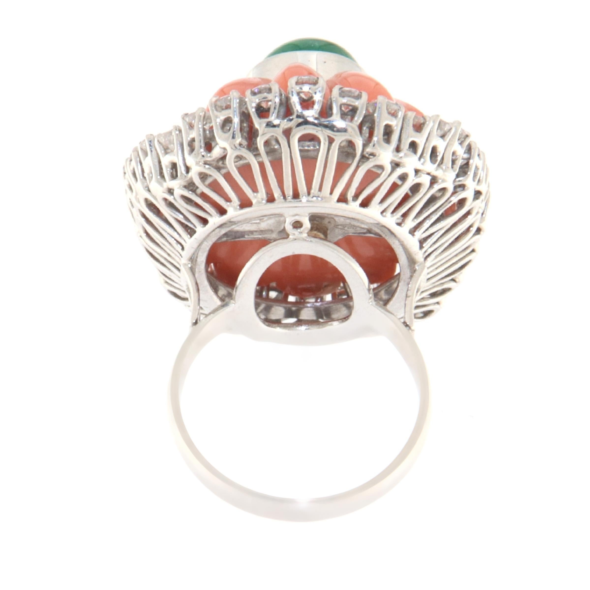Women's or Men's Emerald Coral Diamonds 18 Karat White Gold Cocktail Ring For Sale