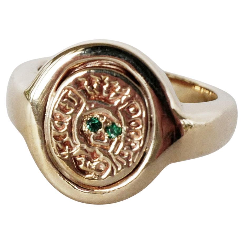 Emerald Crest Signet Skull Ring Memento Mori Style Gold J Dauphin For Sale